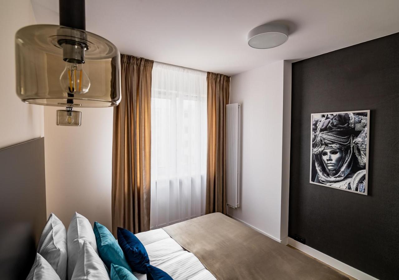 Apartment photo 2