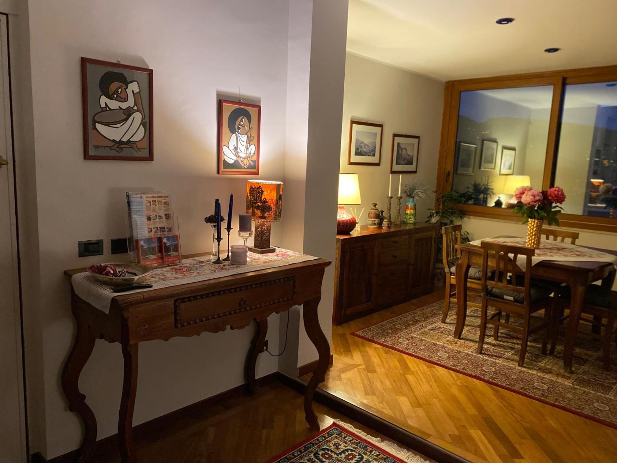 One-Bedroom Apartment photo 2