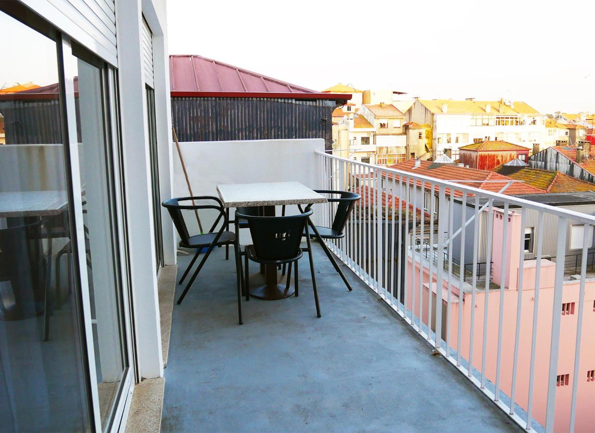 Three-Bedroom Apartment - Photo 11