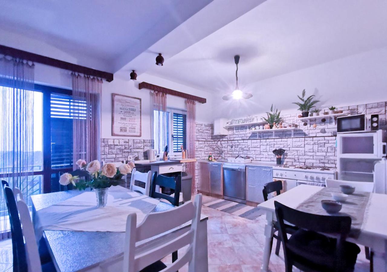 Apartment with Sea View photo 3