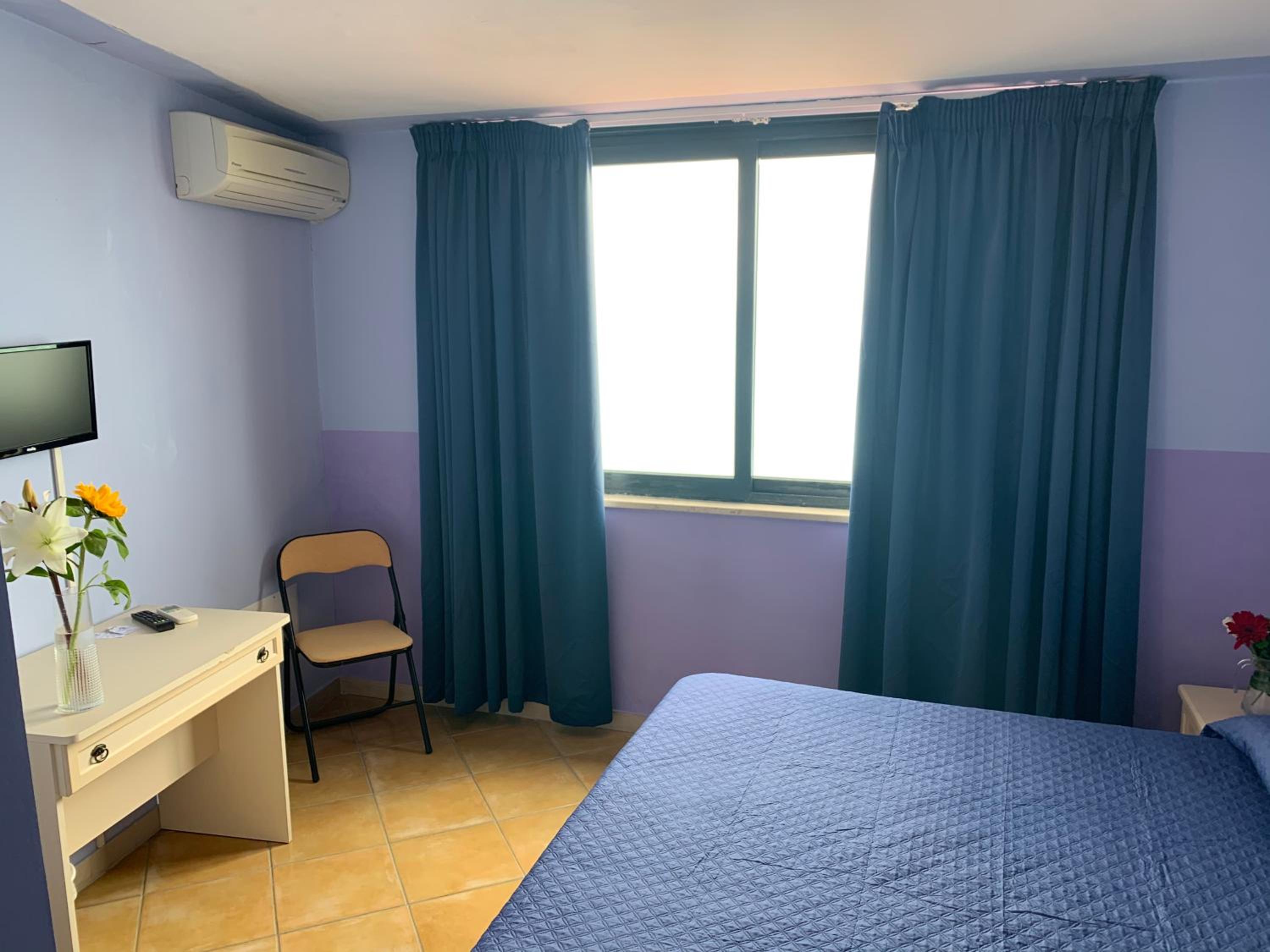 Double Room with Sea View photo 3