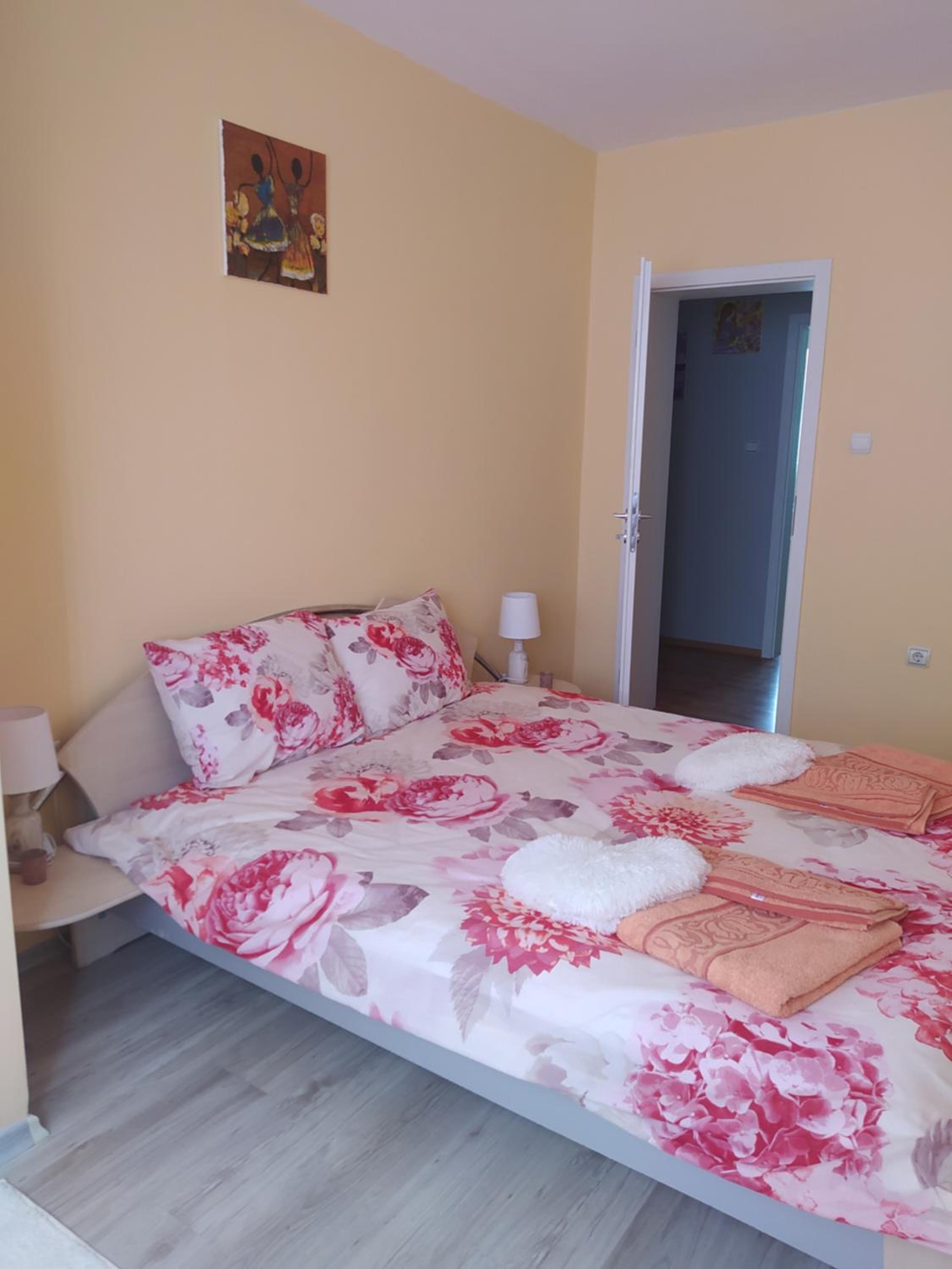 Two-Bedroom Apartment - Photo 12