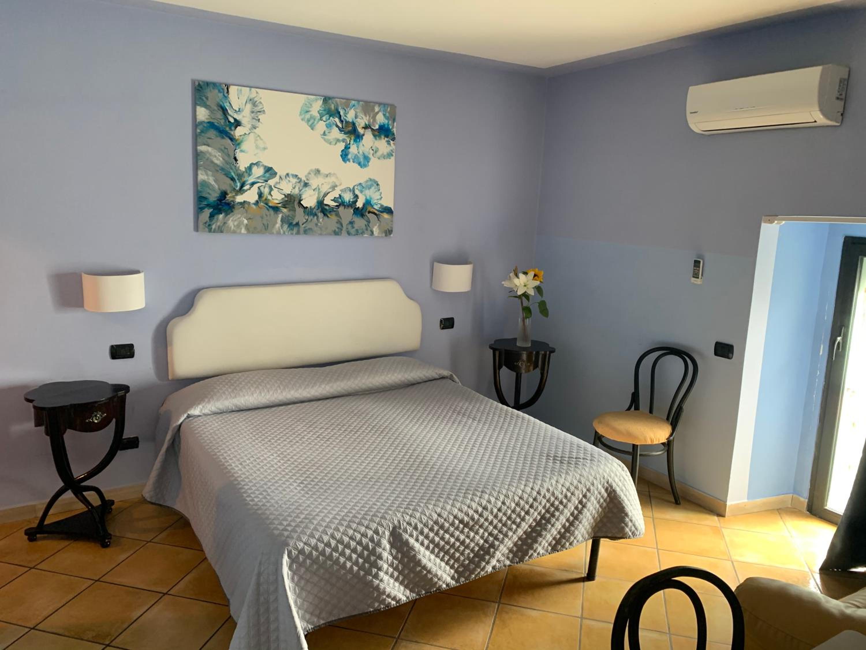 Double Room with Balcony and Sea View photo 1
