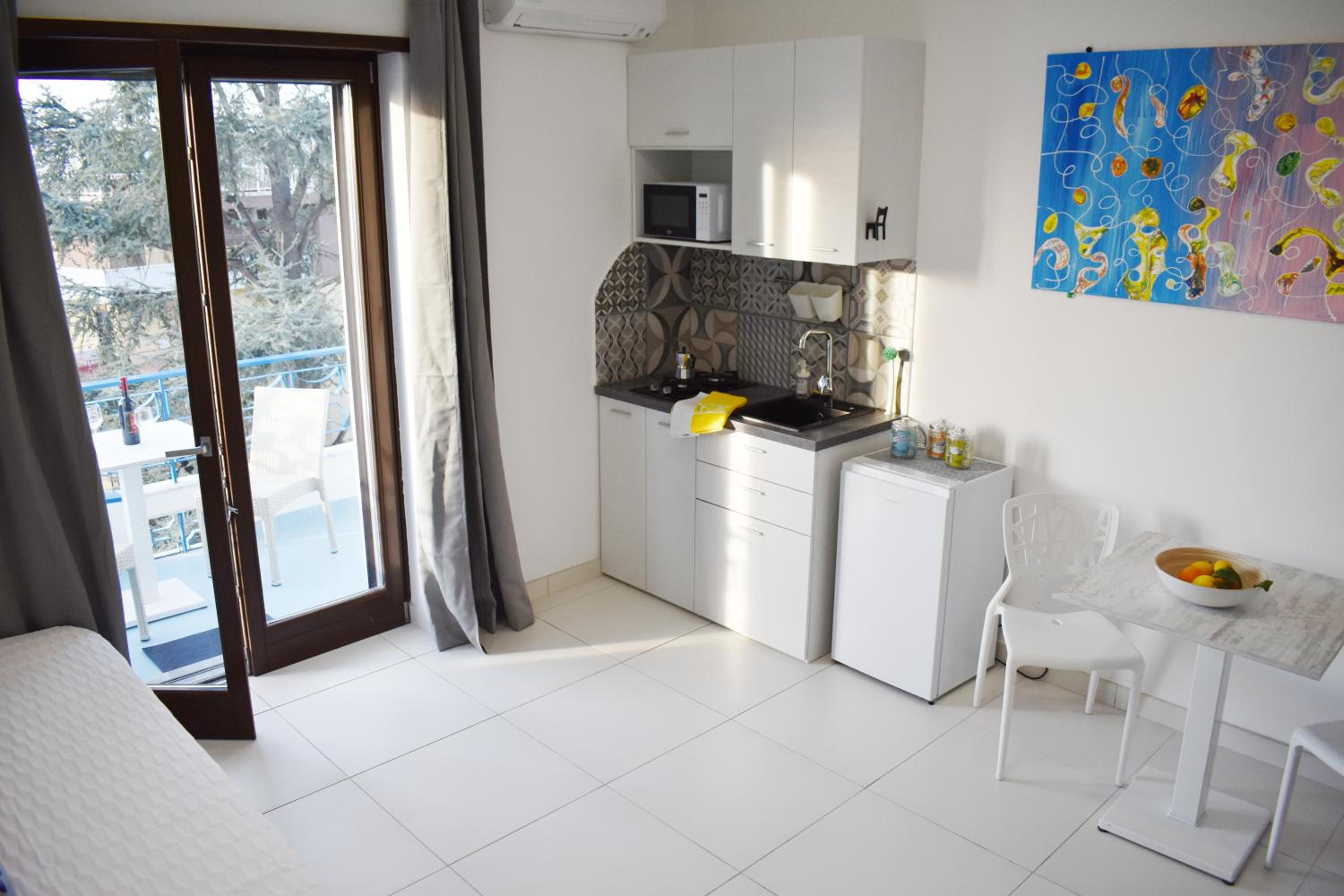 Family Room - Photo 8