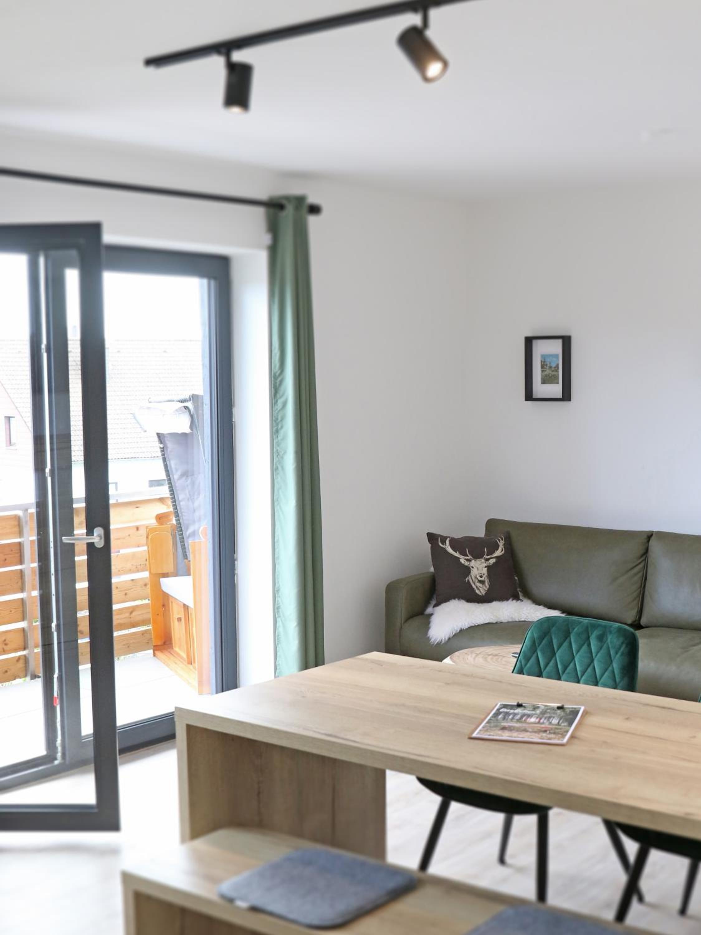 Apartment with Balcony photo 2