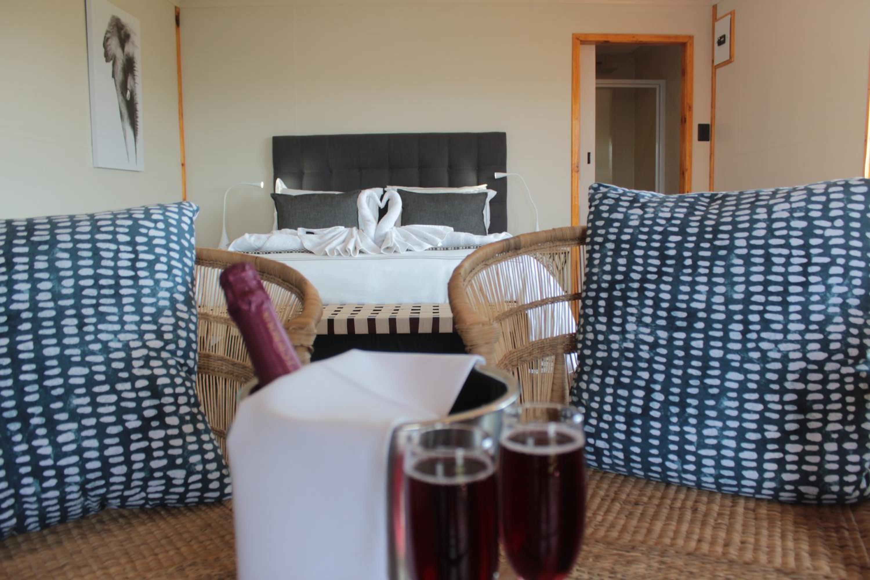 Deluxe Double Room with Balcony photo 1
