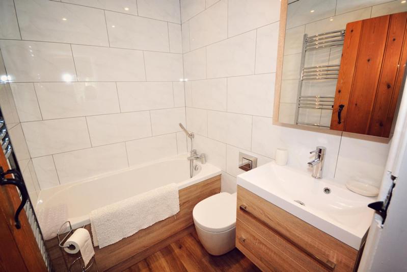 Two-Bedroom House photo 3