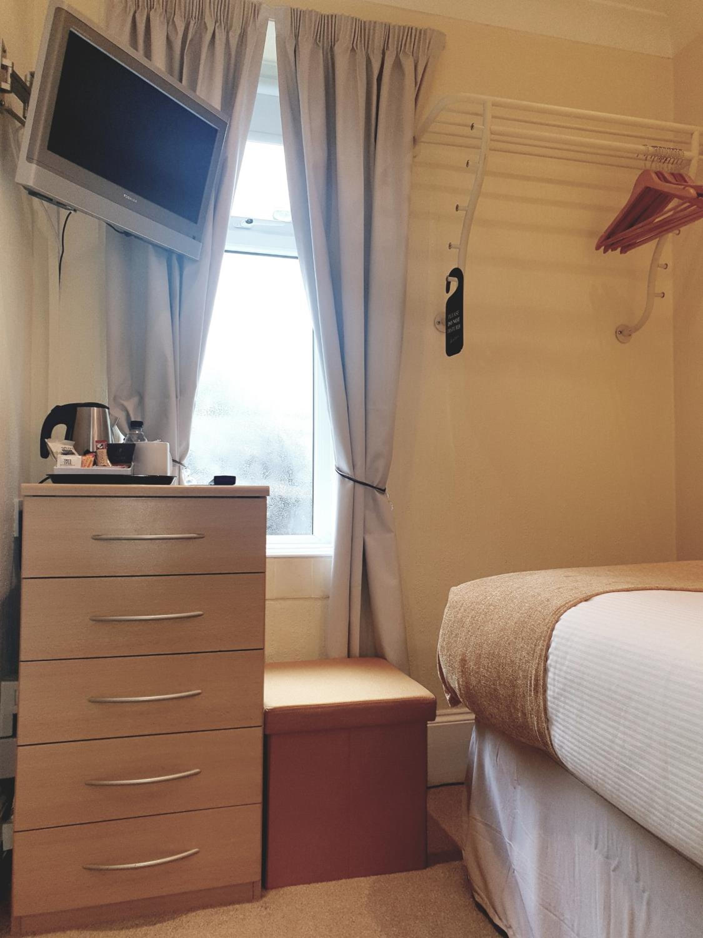 Single Room photo 1