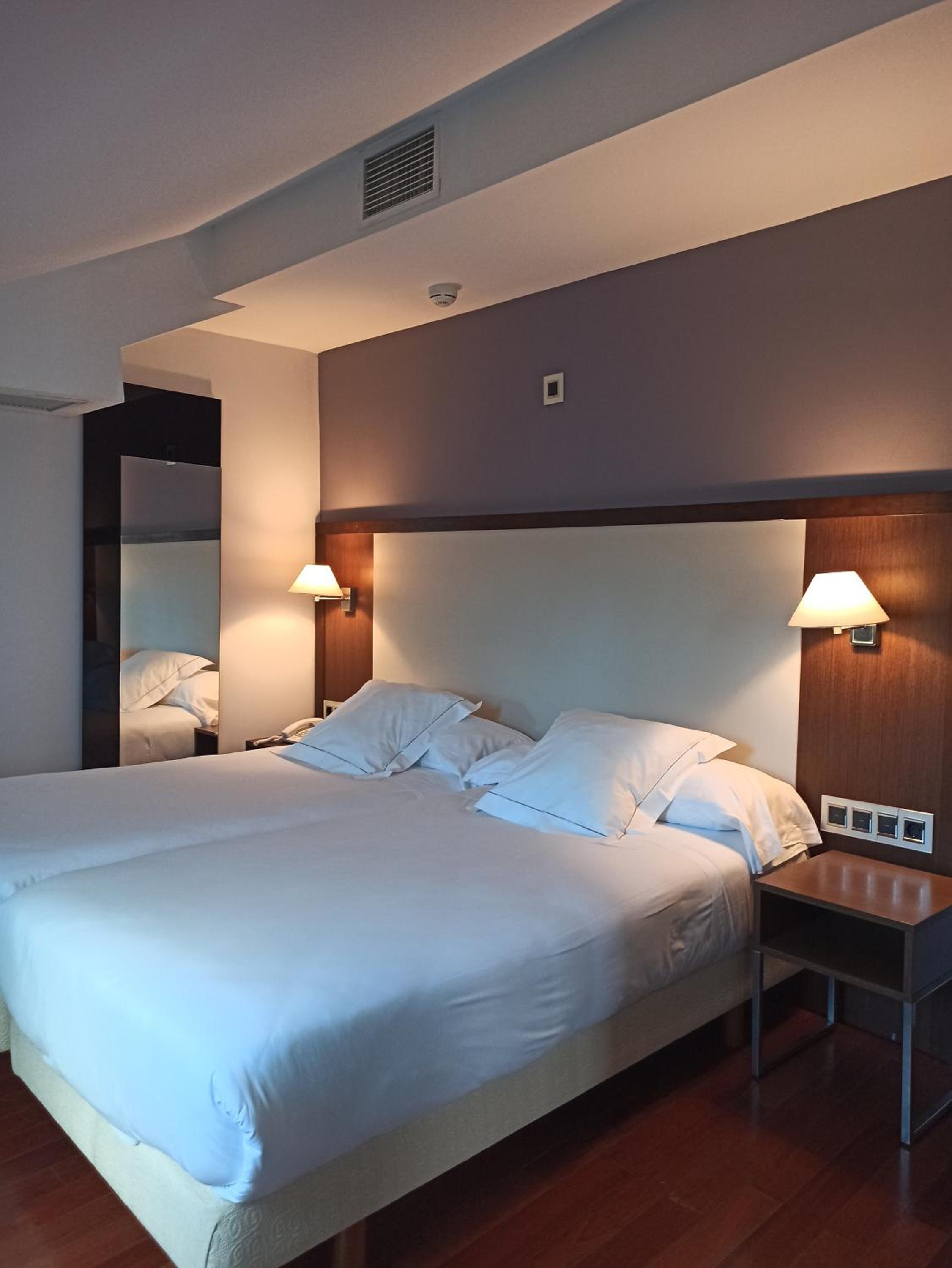 Superior Double Room - Photo 9