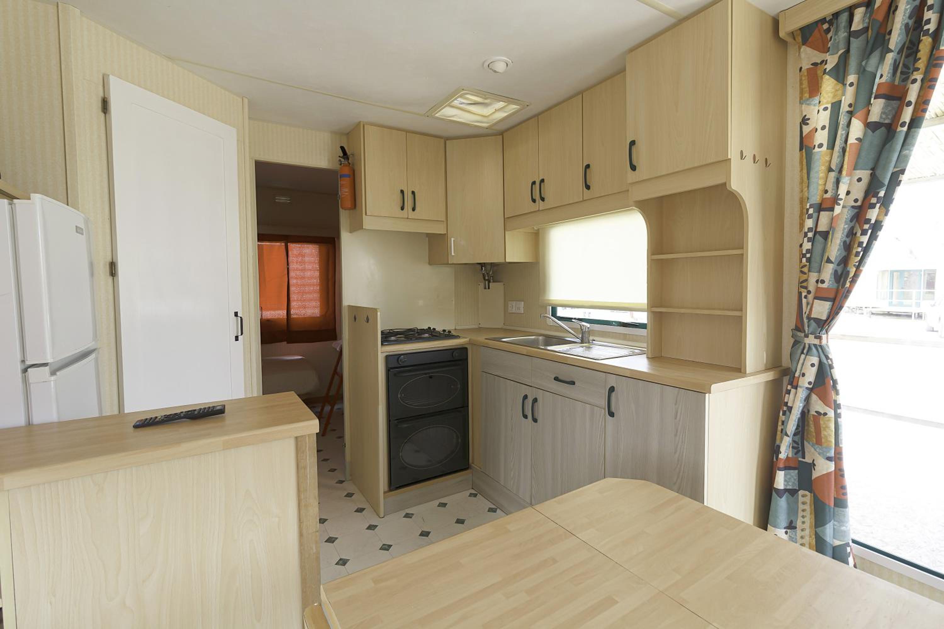 Mobile Home photo 3