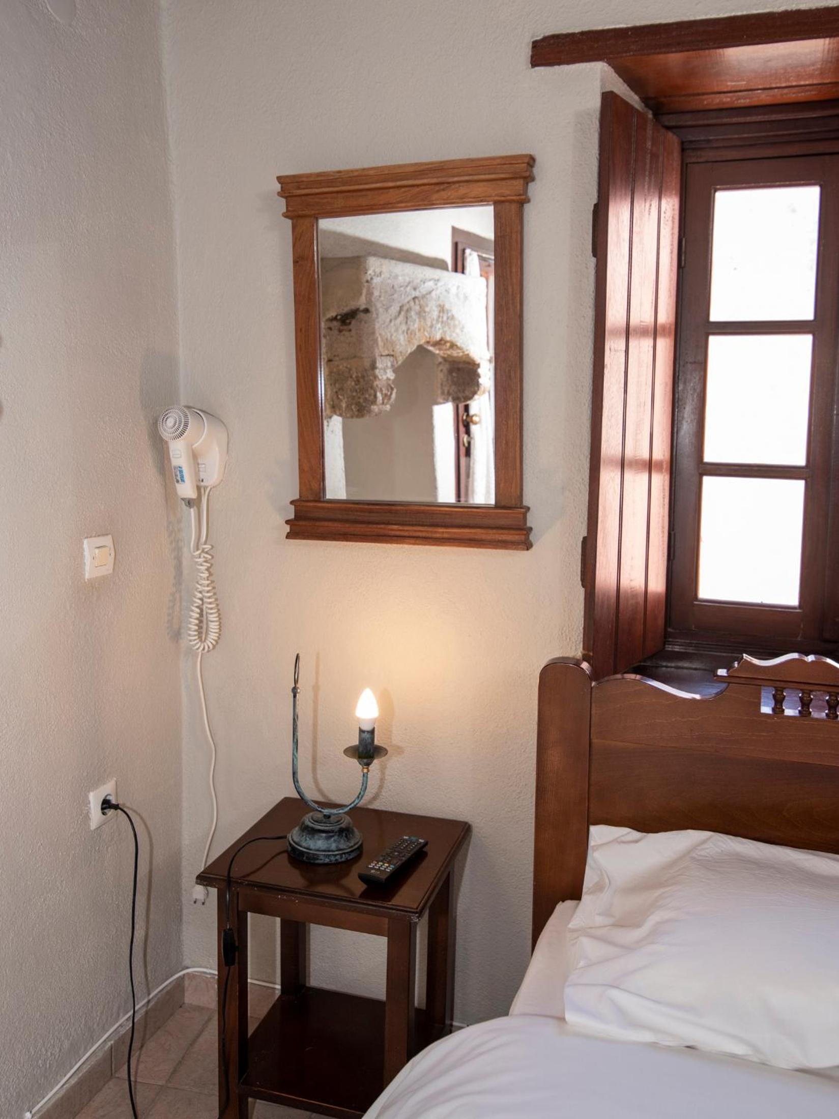 Double Room with Balcony and Sea View photo 3