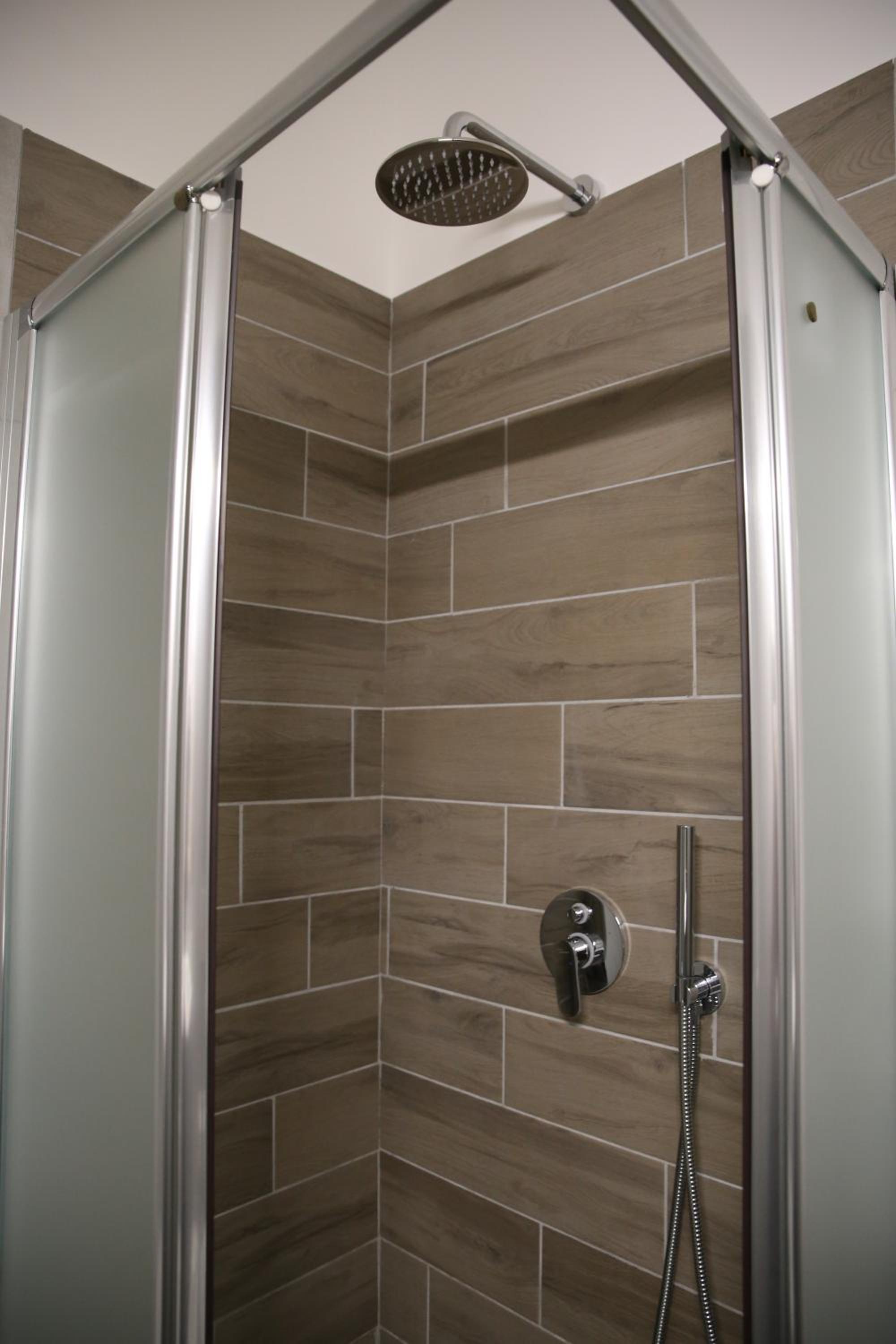 Family Suite with Balcony - Photo 2