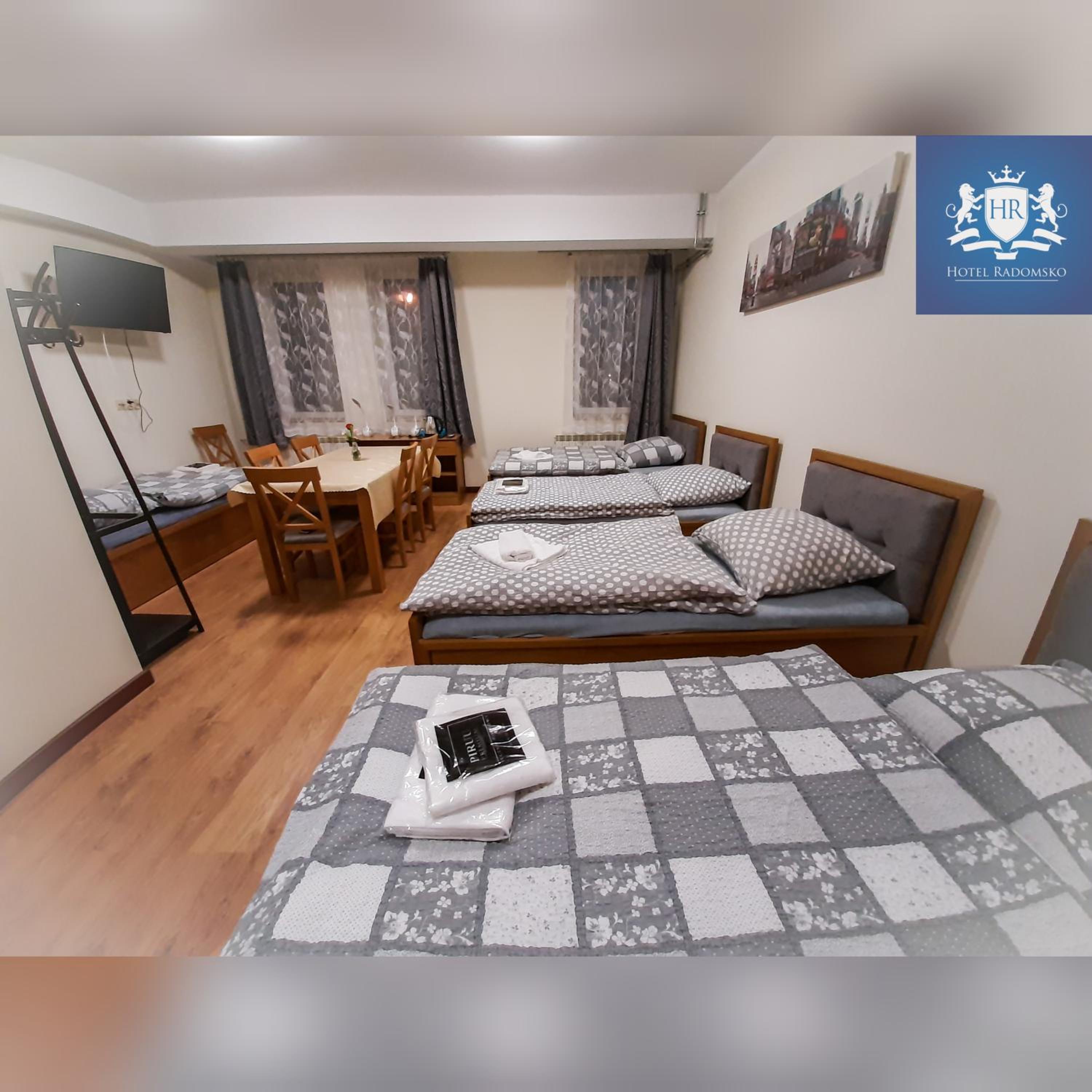 Mixed Dormitory Room