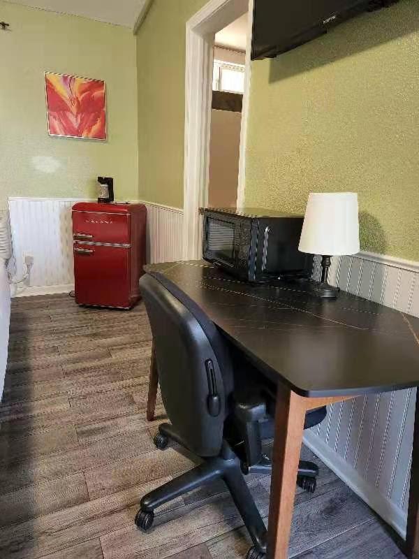 Budget Double Room photo 3
