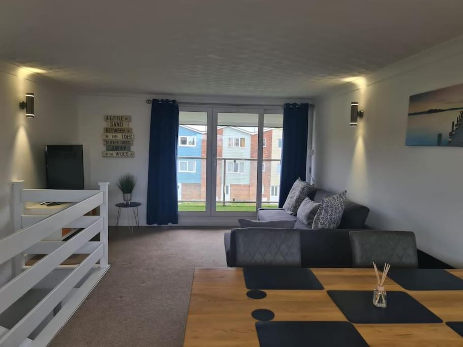 Three-Bedroom House photo 1