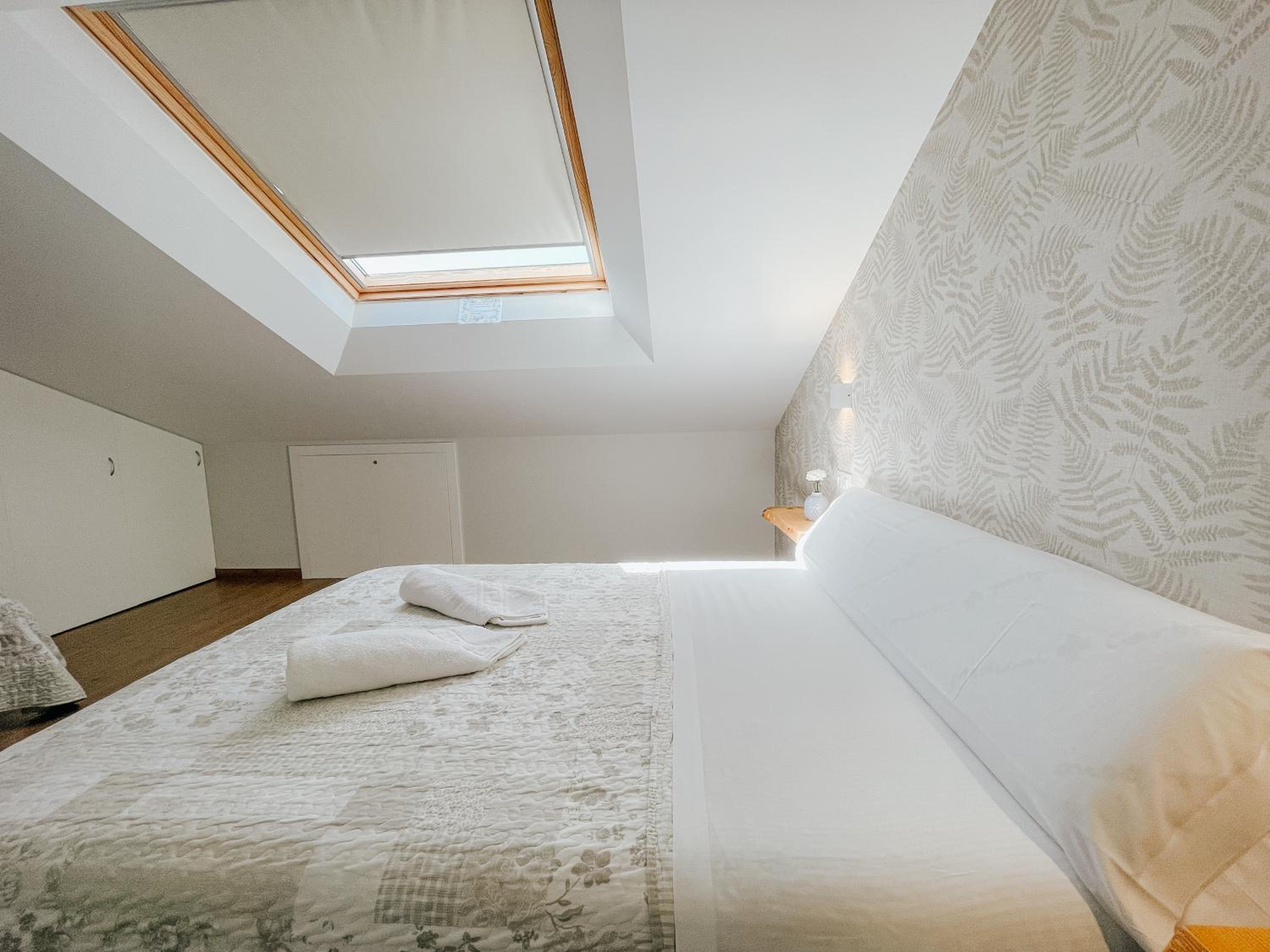 Triple Room with Private Bathroom photo 2