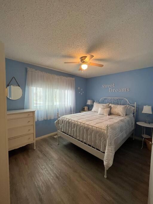 Two-Bedroom Apartment photo 1