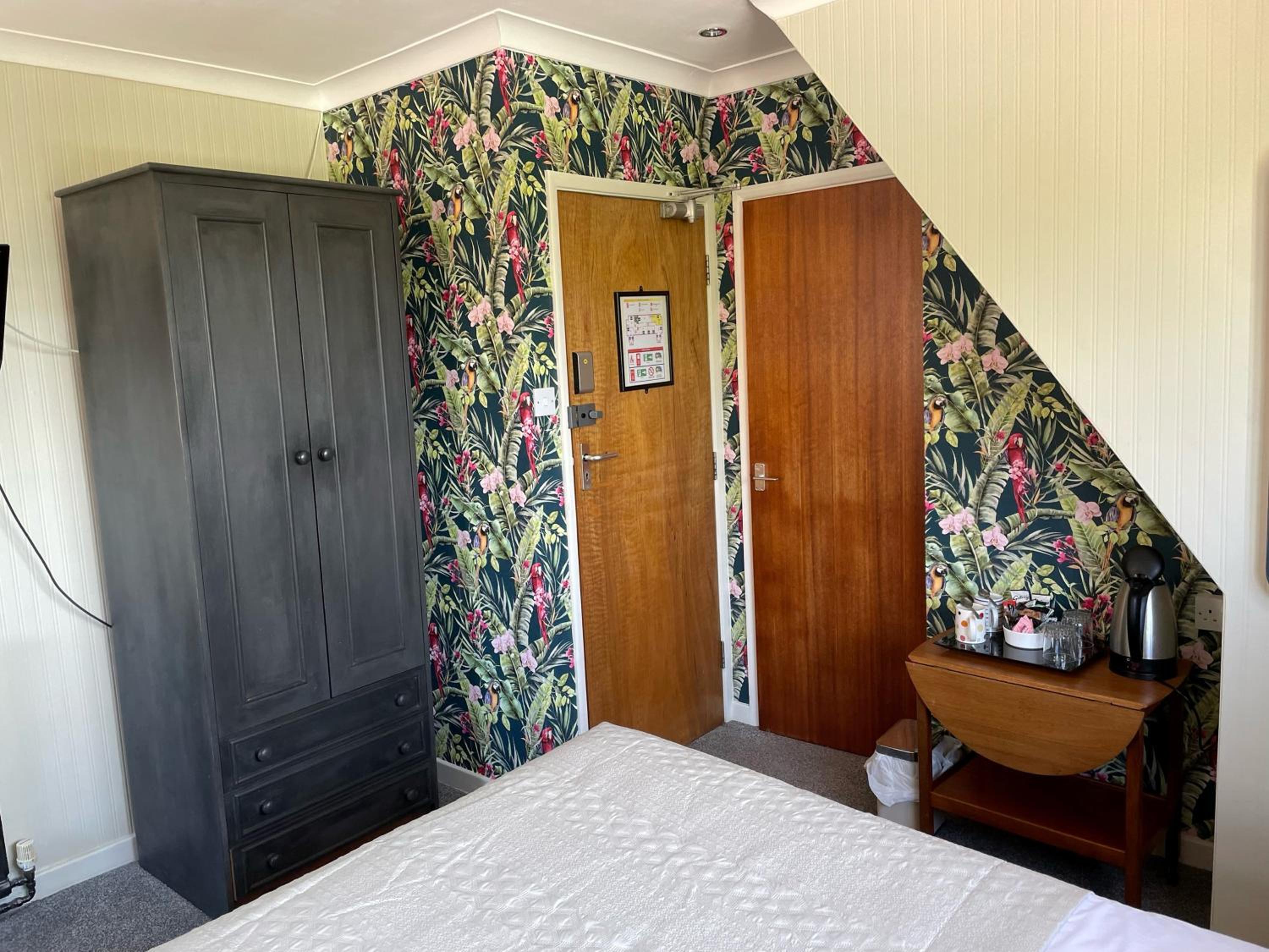 Standard Double Room - Photo 2