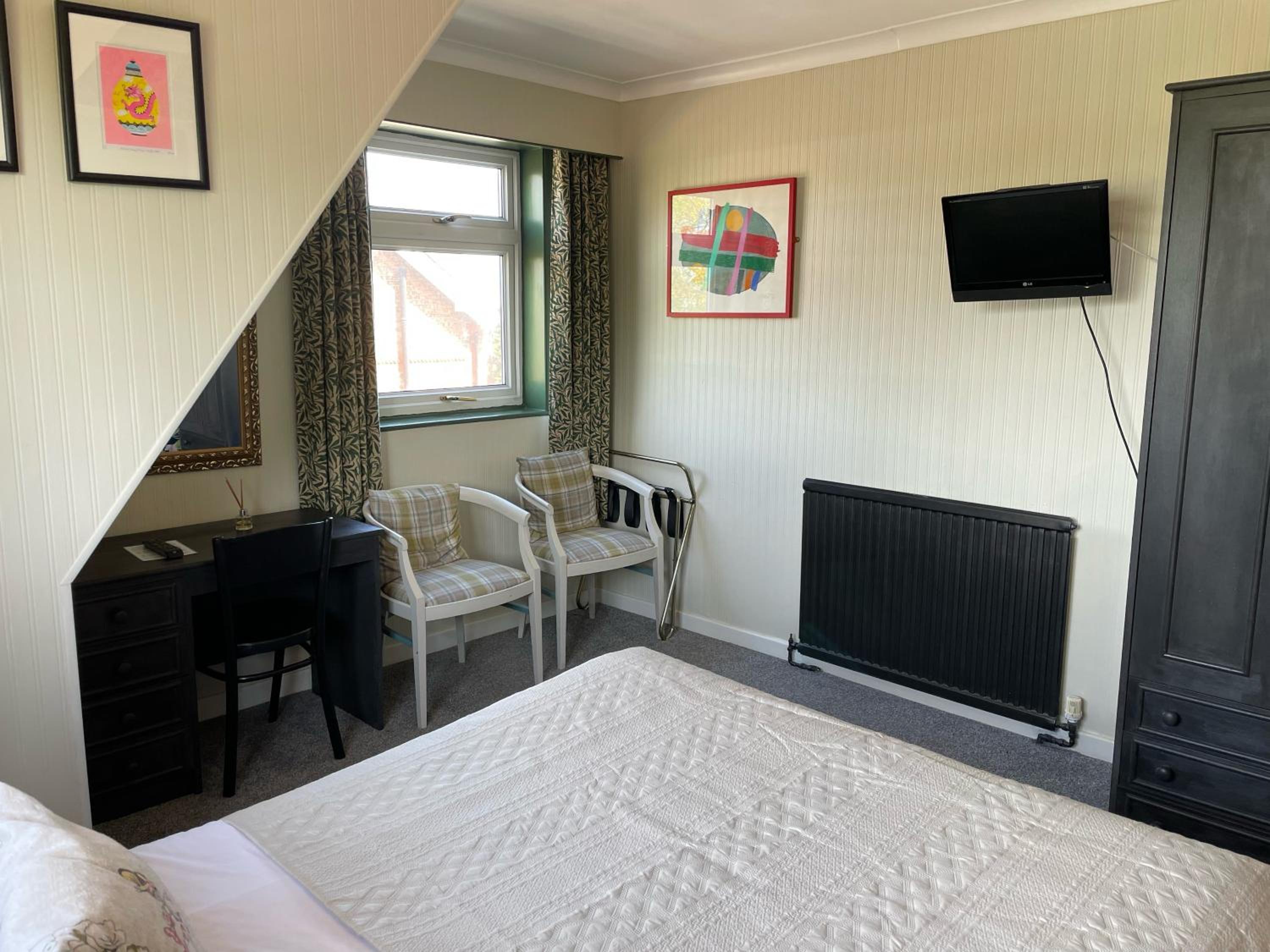 Standard Double Room - Photo 3