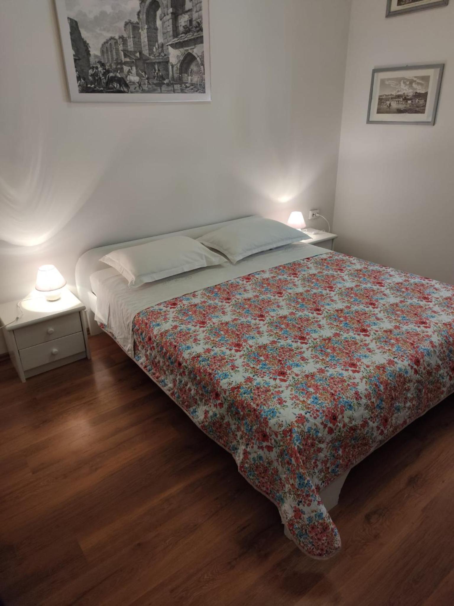 Double Room with Shared Bathroom