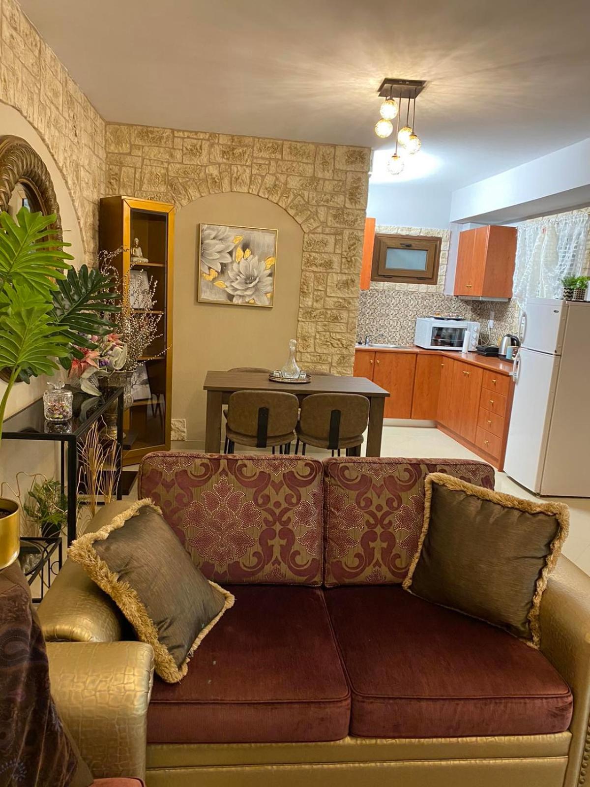 One-Bedroom Apartment - Photo 18
