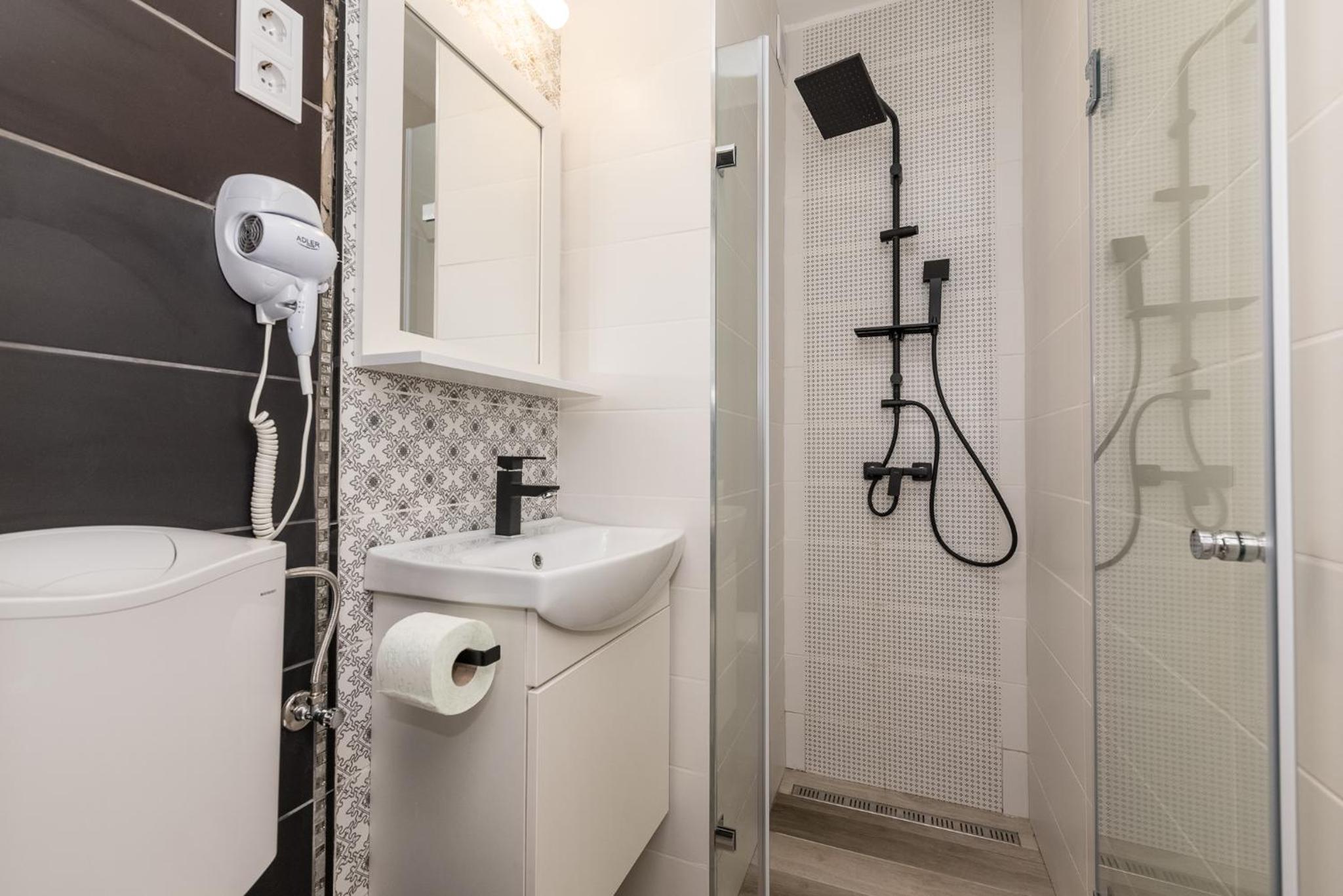 Deluxe Double Room with Balcony photo 2