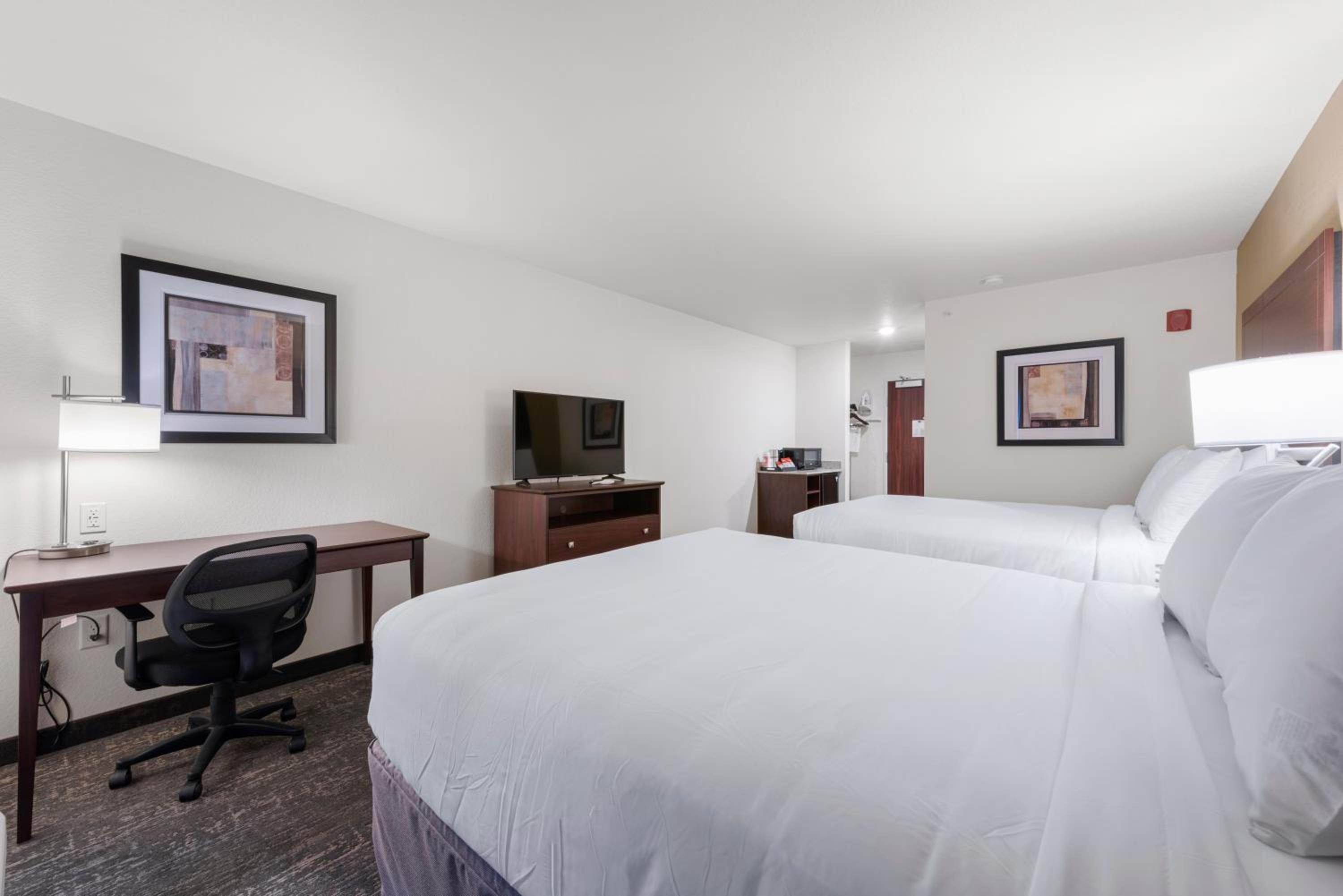 Queen Room - Photo 4