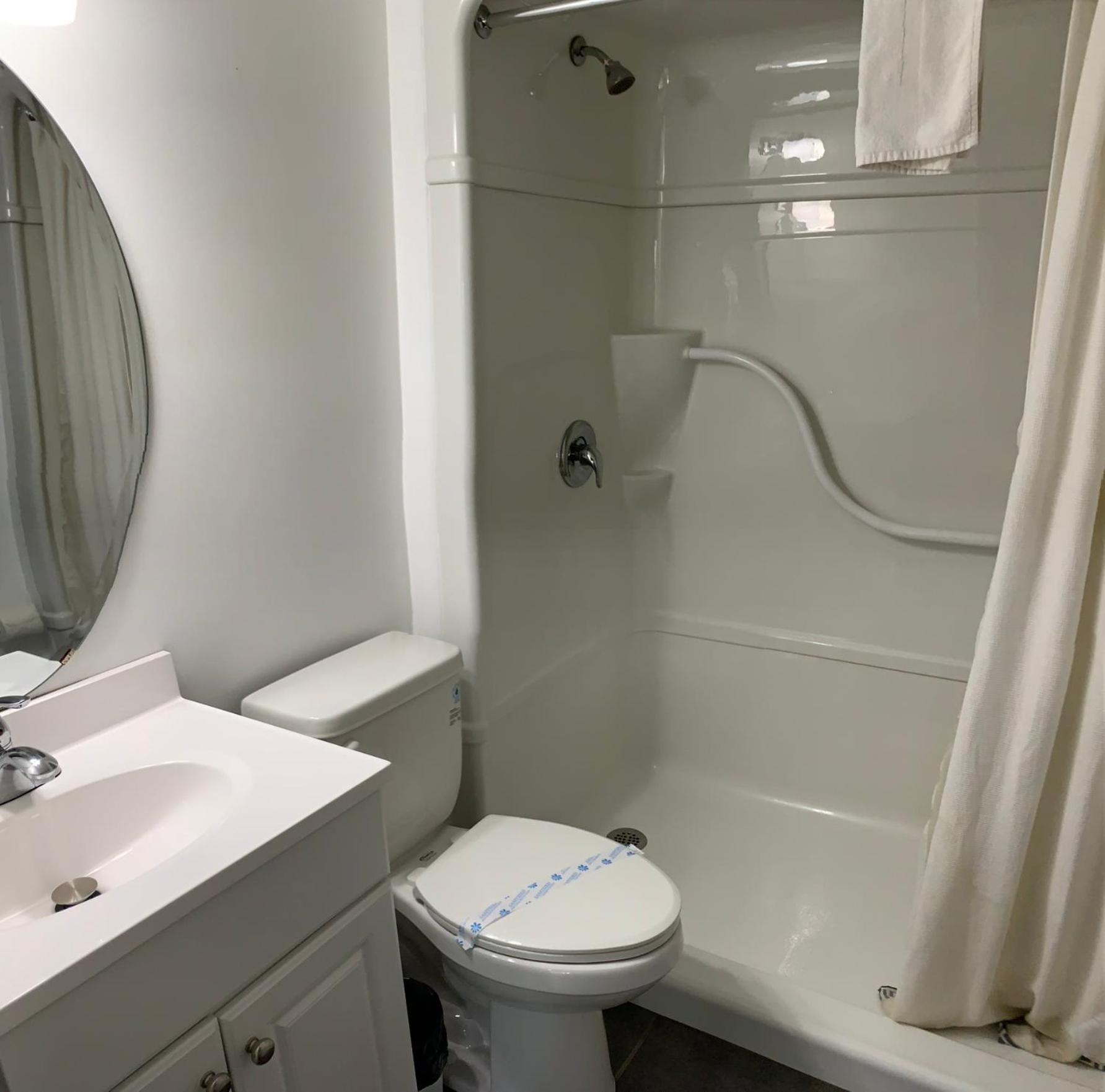 Suite with Lake View - Photo 6