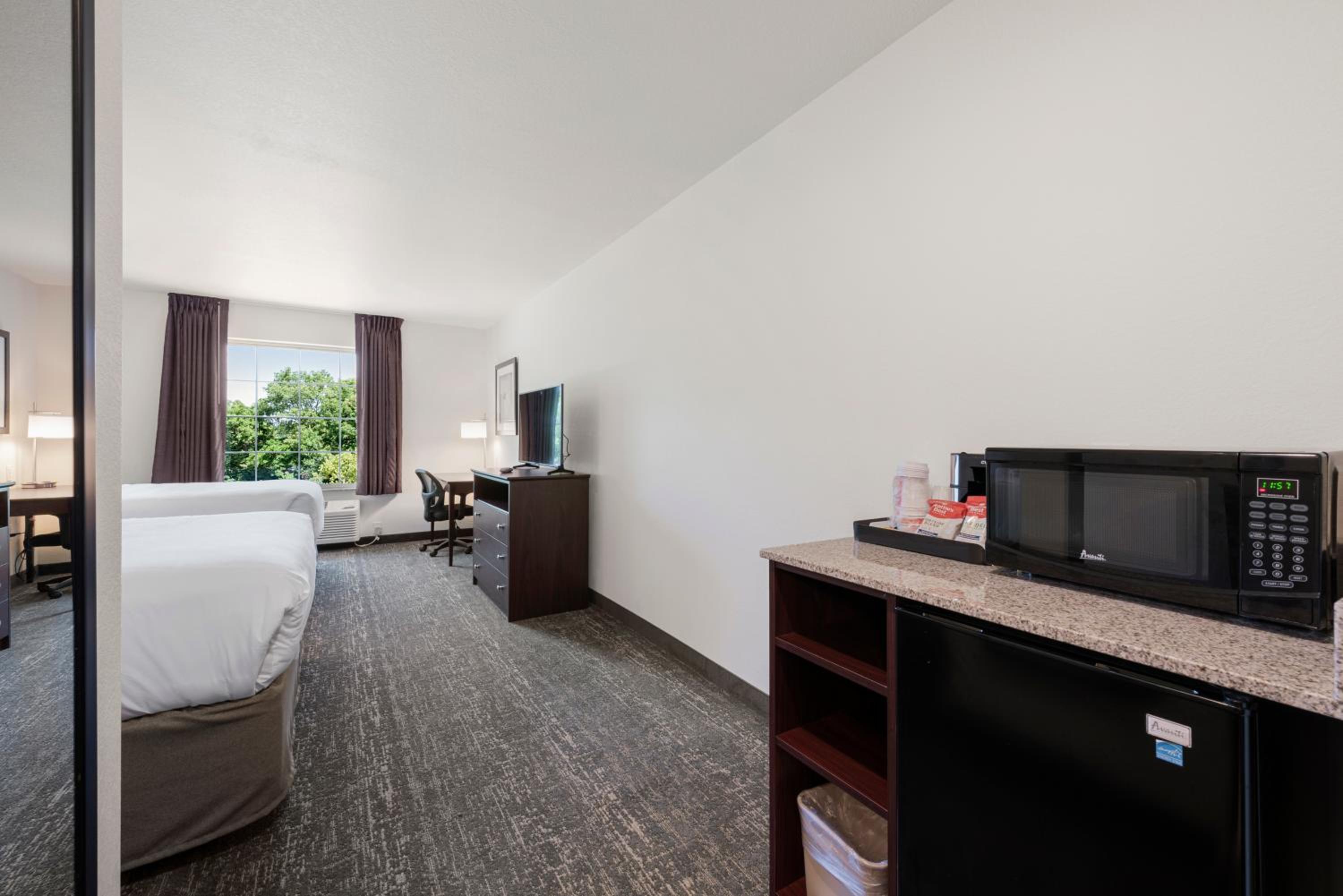Queen Room - Photo 5