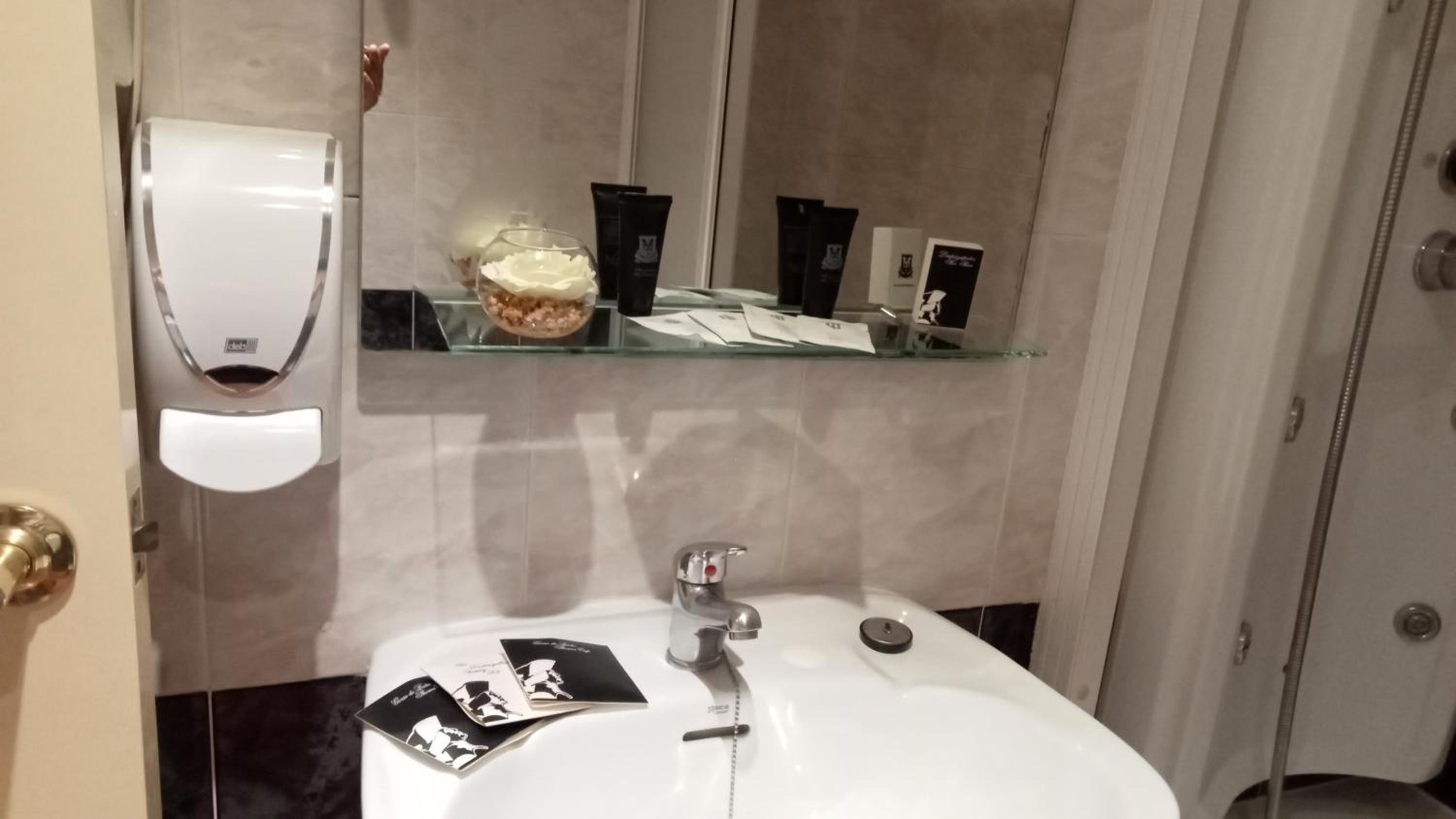 Standard Single Room photo 2
