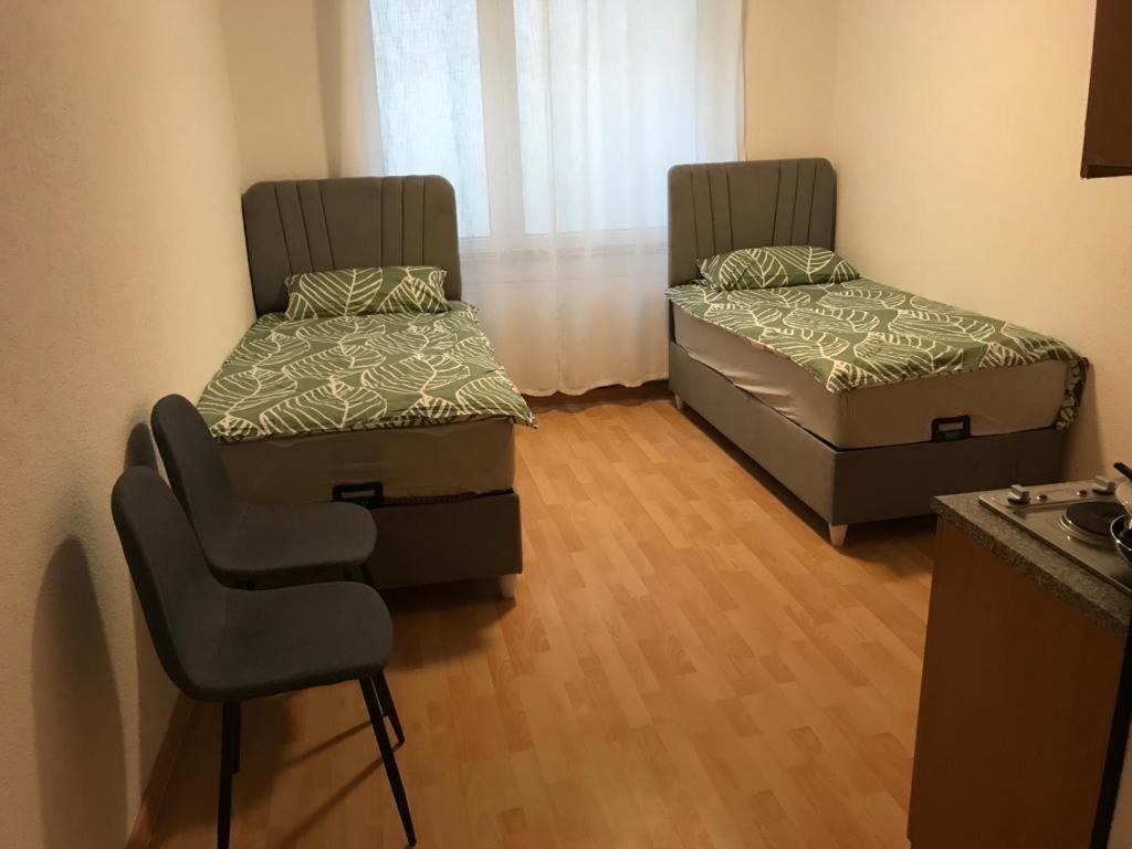 One-Bedroom Apartment - Photo 13