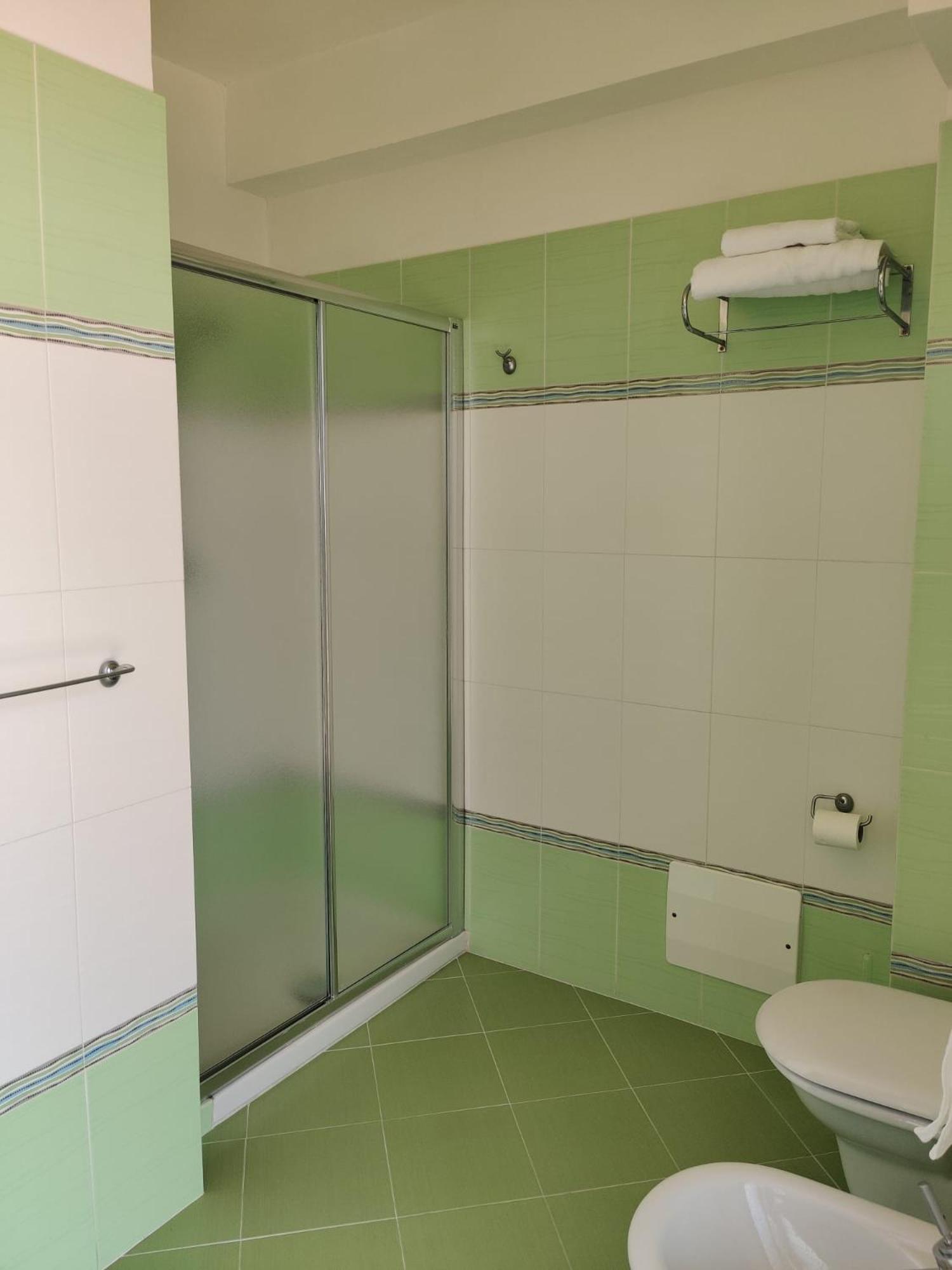 Deluxe Triple Room photo 2