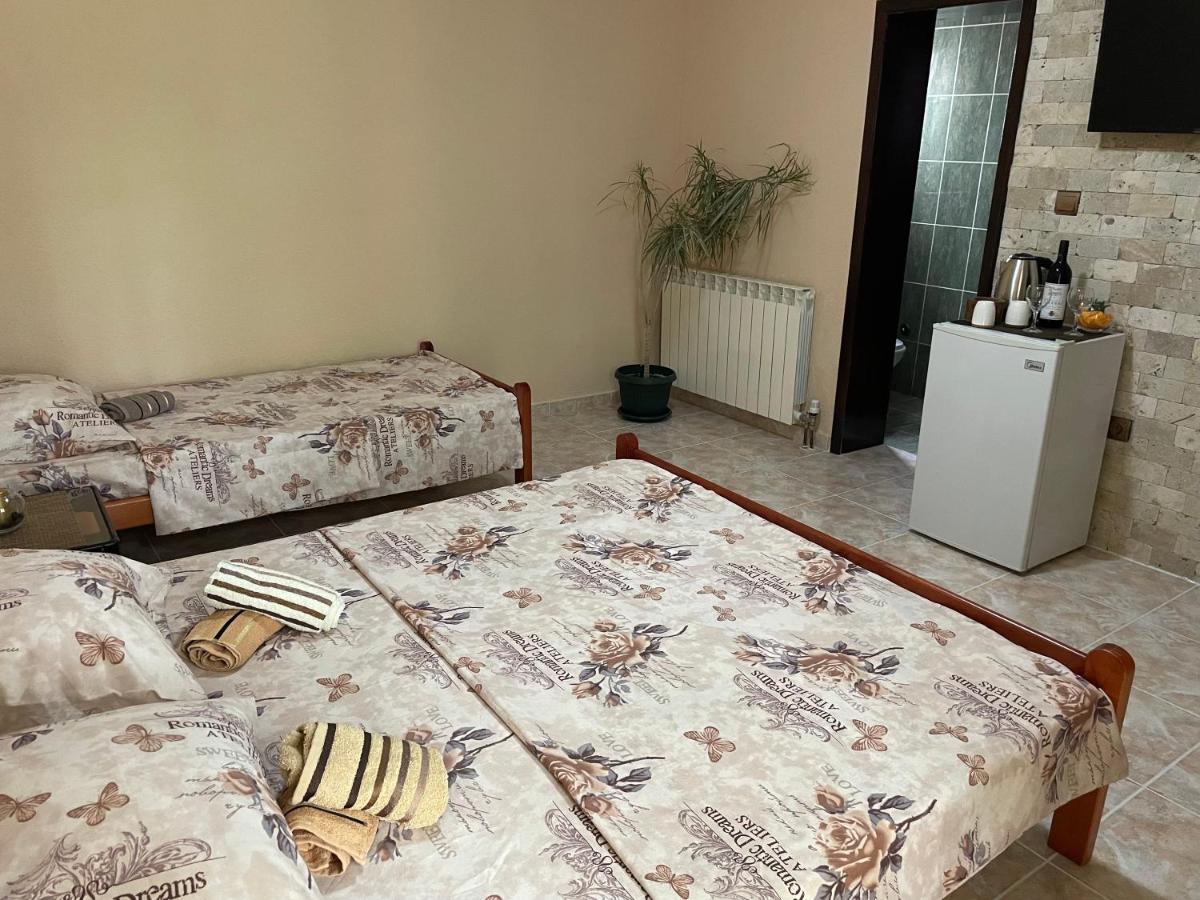 Triple Room with Bathroom