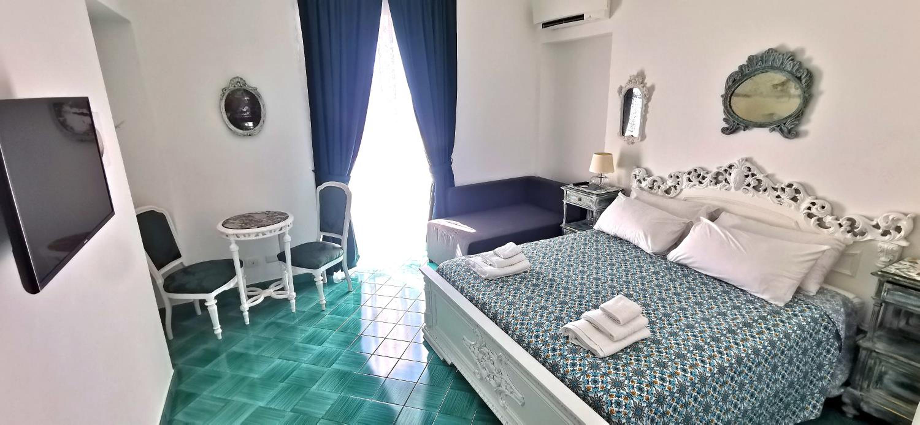 Apartment with Sea View photo 1