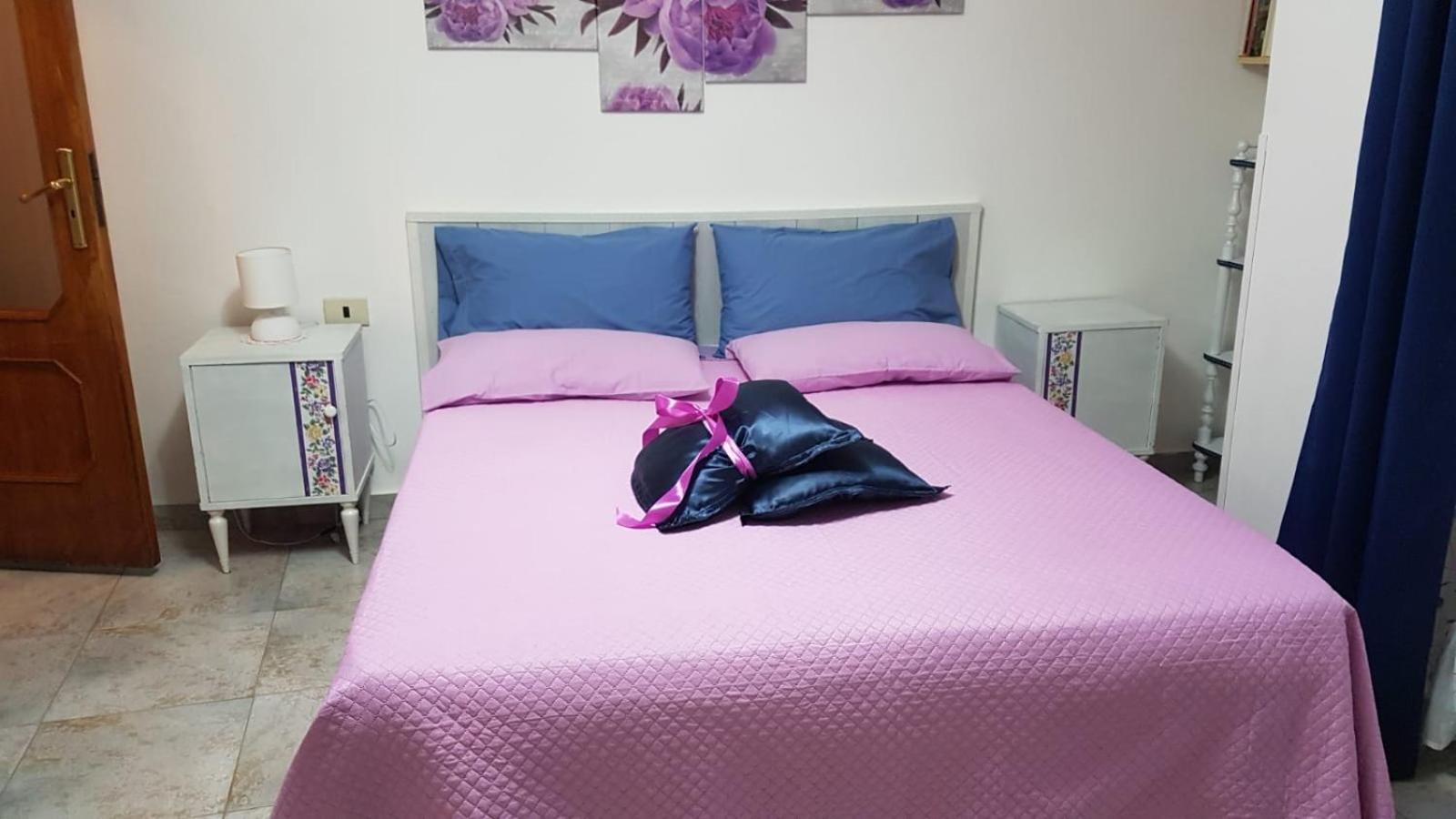 Double Room with Private Bathroom - Photo 8