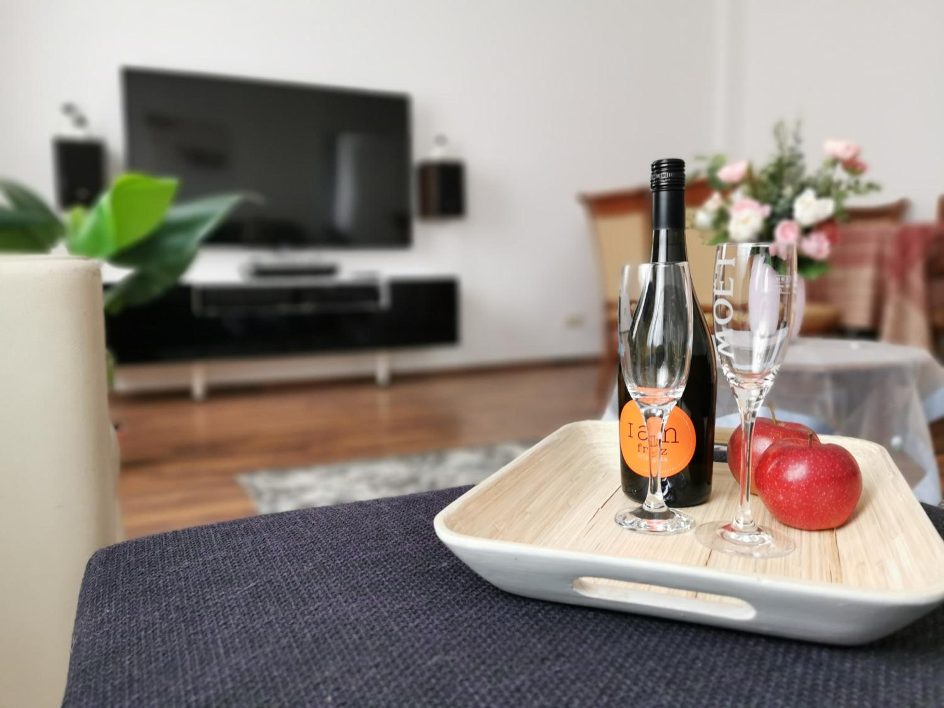 One-Bedroom Apartment - Photo 11