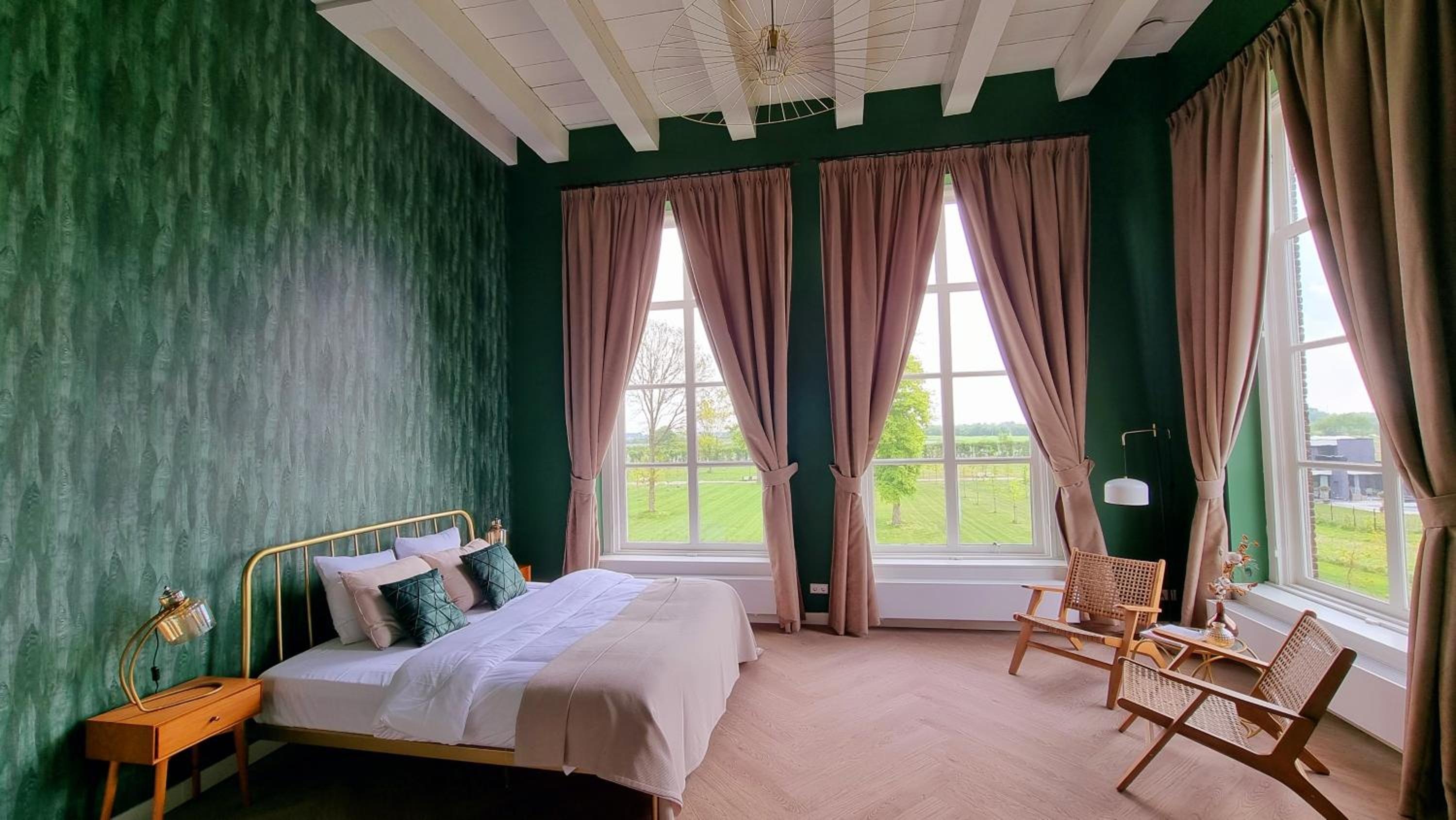 Superior King Room photo 3
