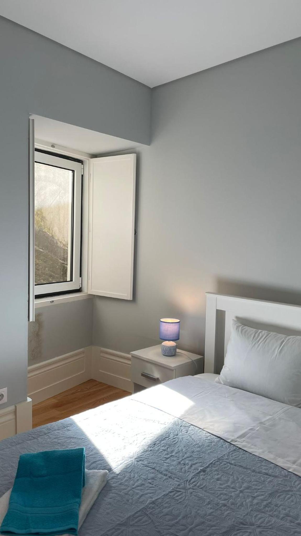 One-Bedroom Apartment - Photo 3