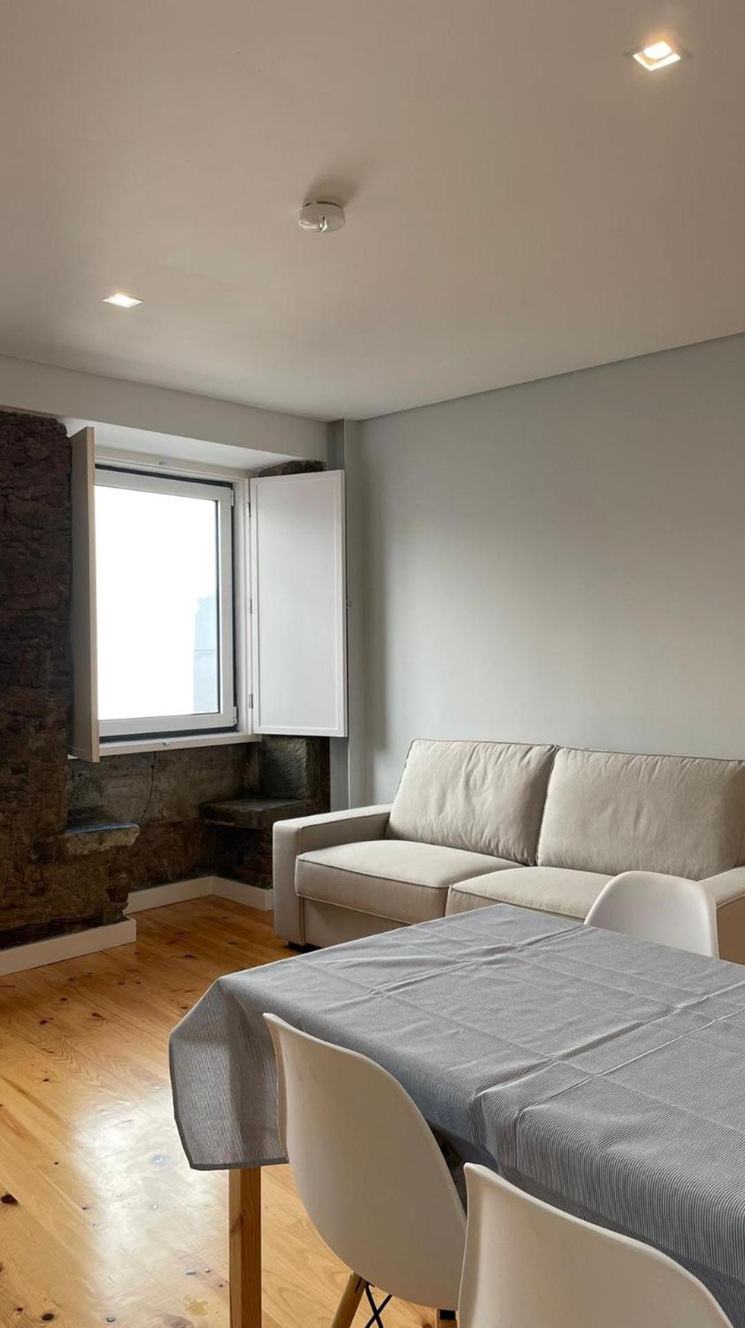 One-Bedroom Apartment - Photo 6