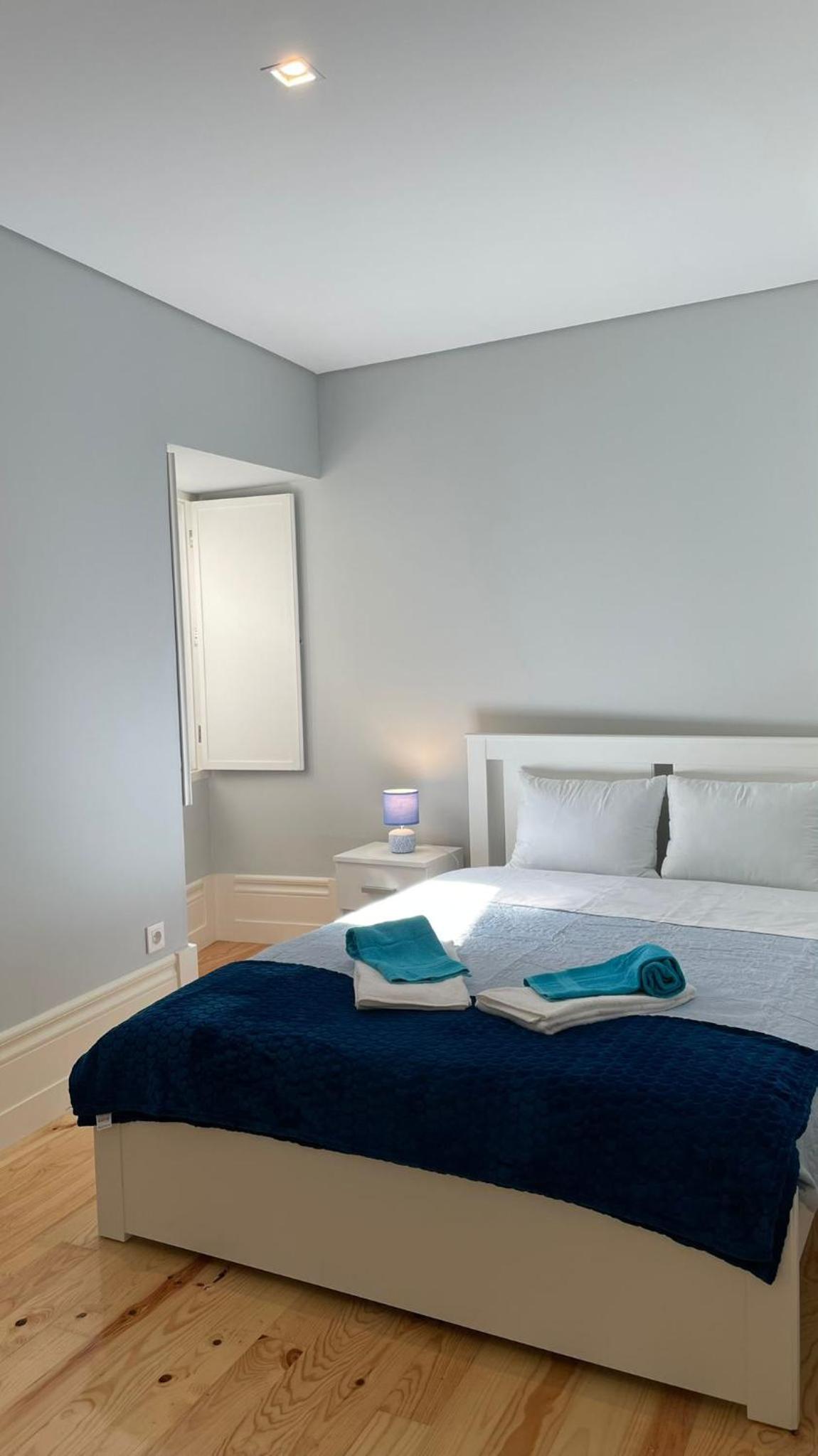 One-Bedroom Apartment - Photo 13