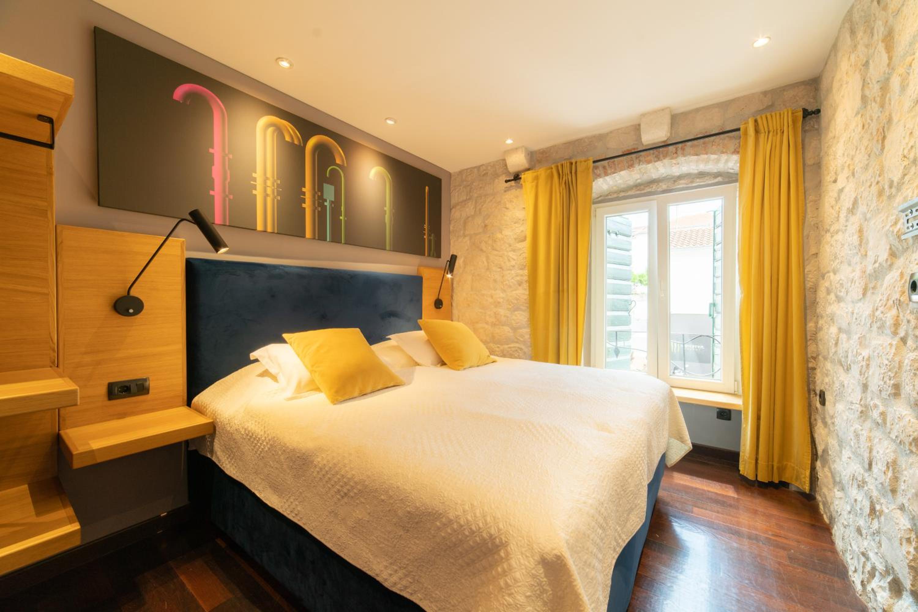 Deluxe Double Room - Photo 24