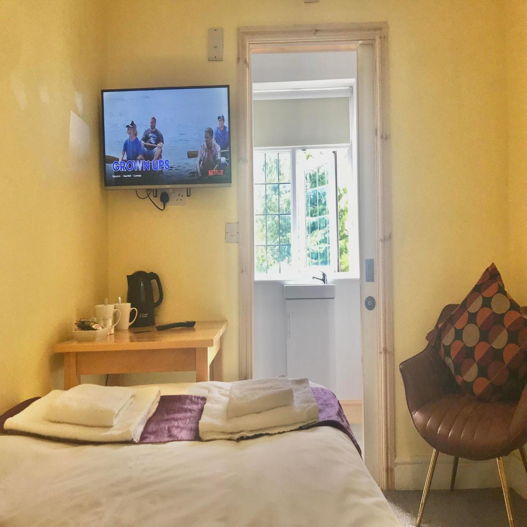 Single Room photo 2