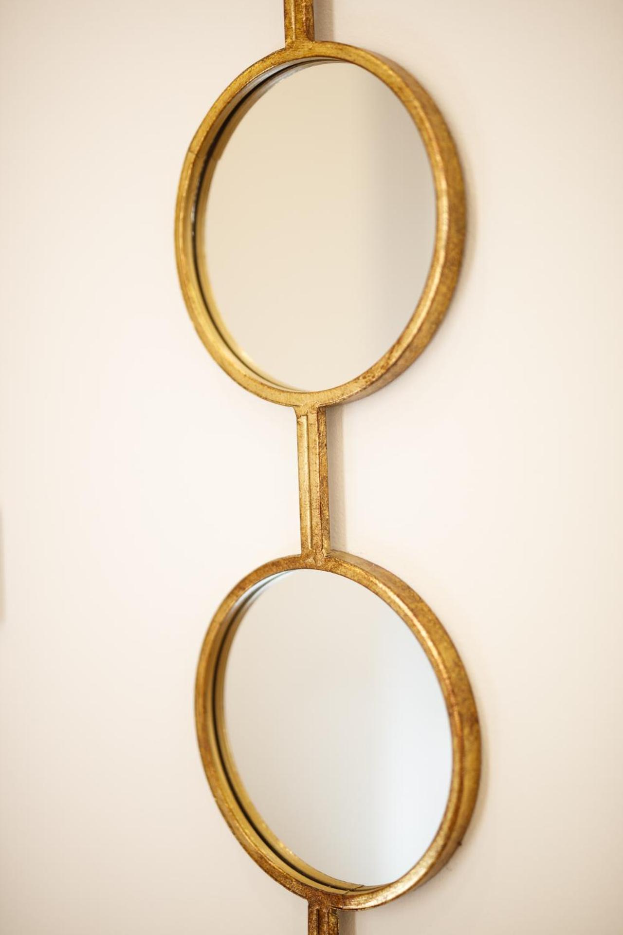 Studio - Photo 16