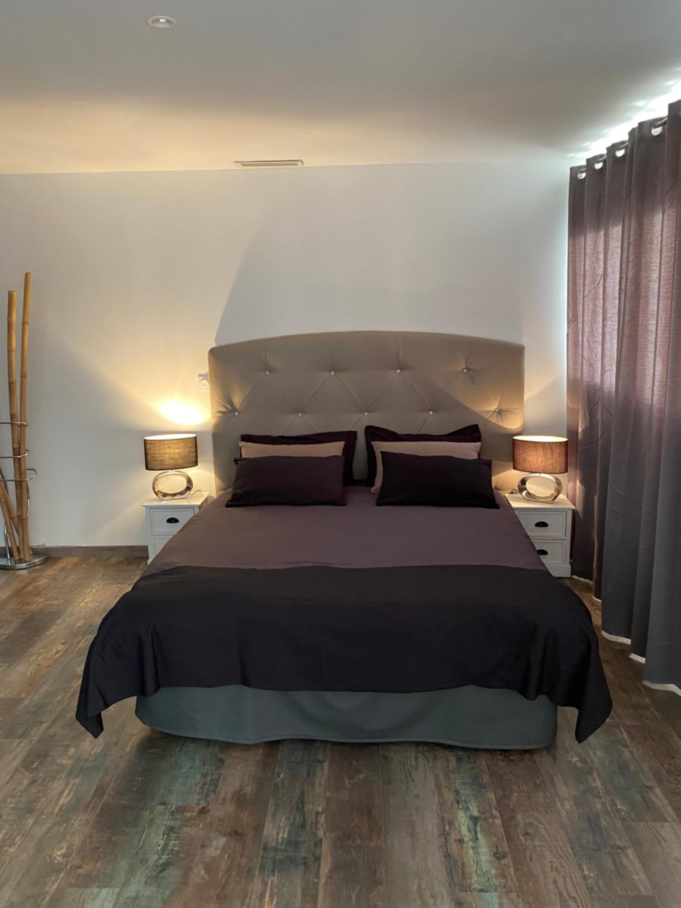 Suite - Photo 3
