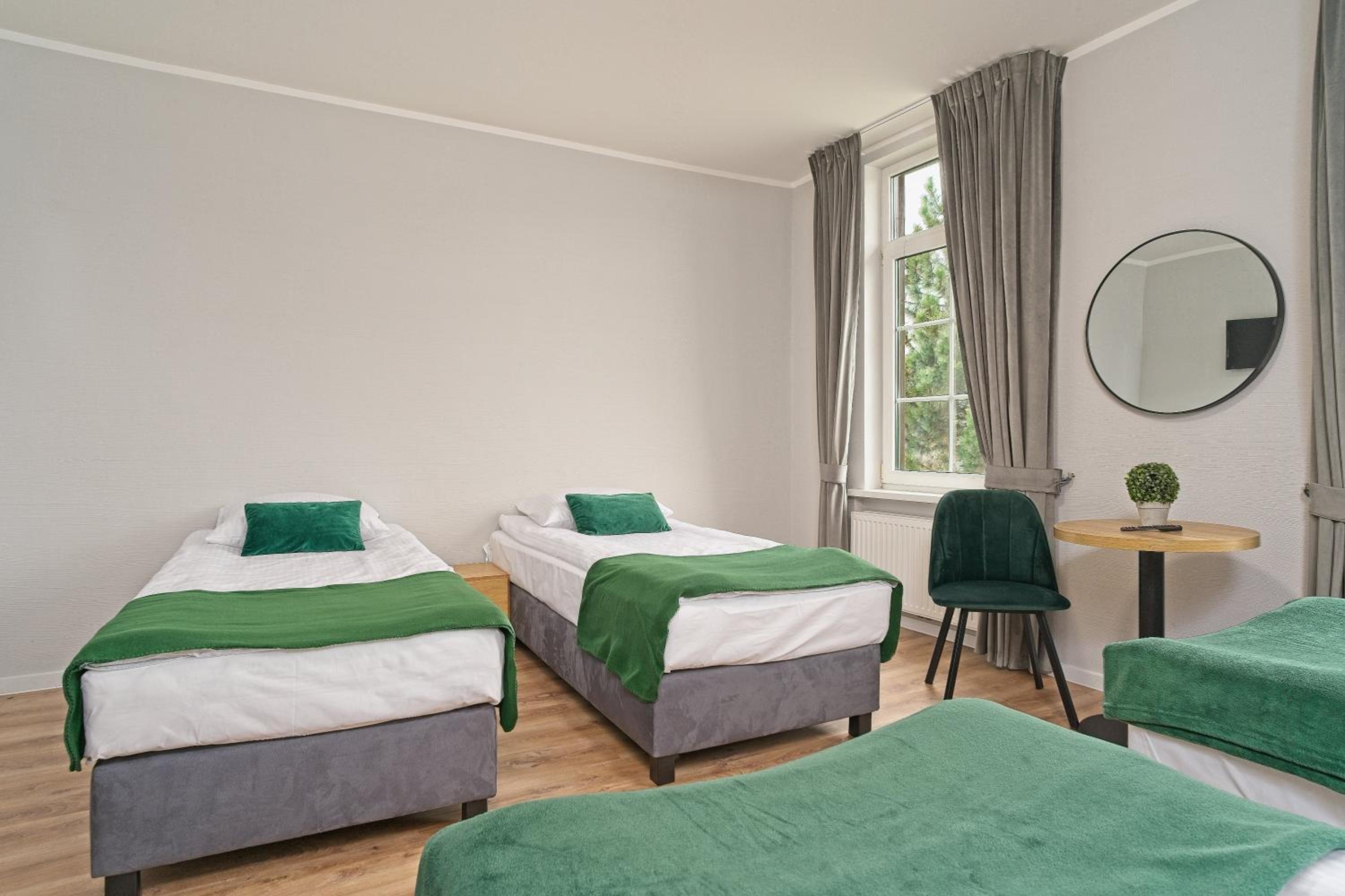 Quadruple Room with Private External Bathroom photo 2