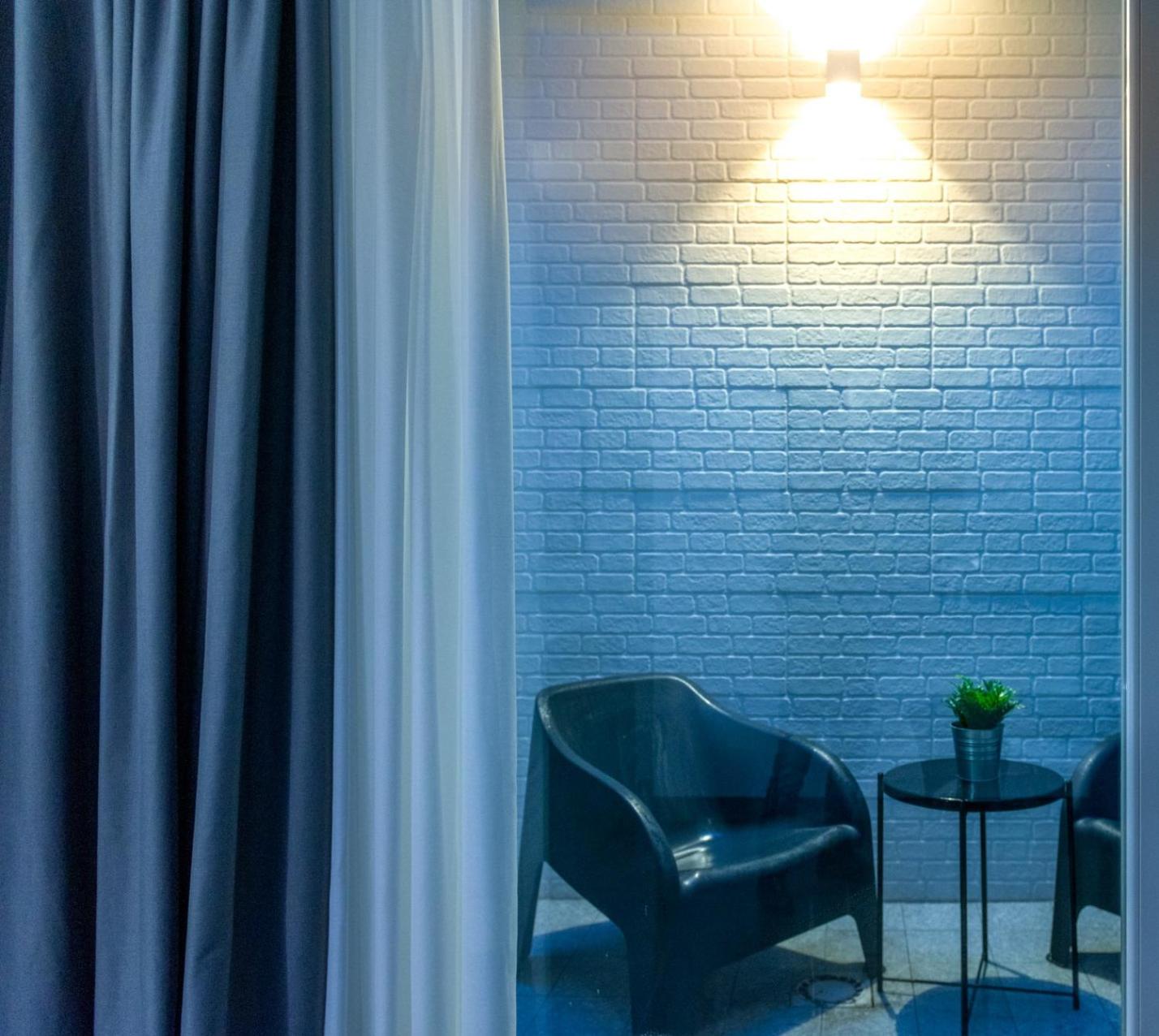 Apartment with Terrace - Photo 6