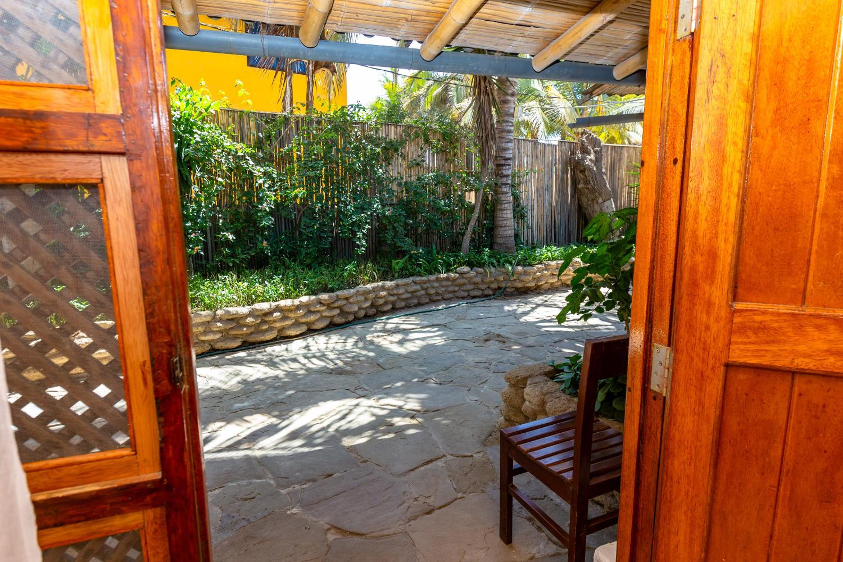 Triple Room with Garden View