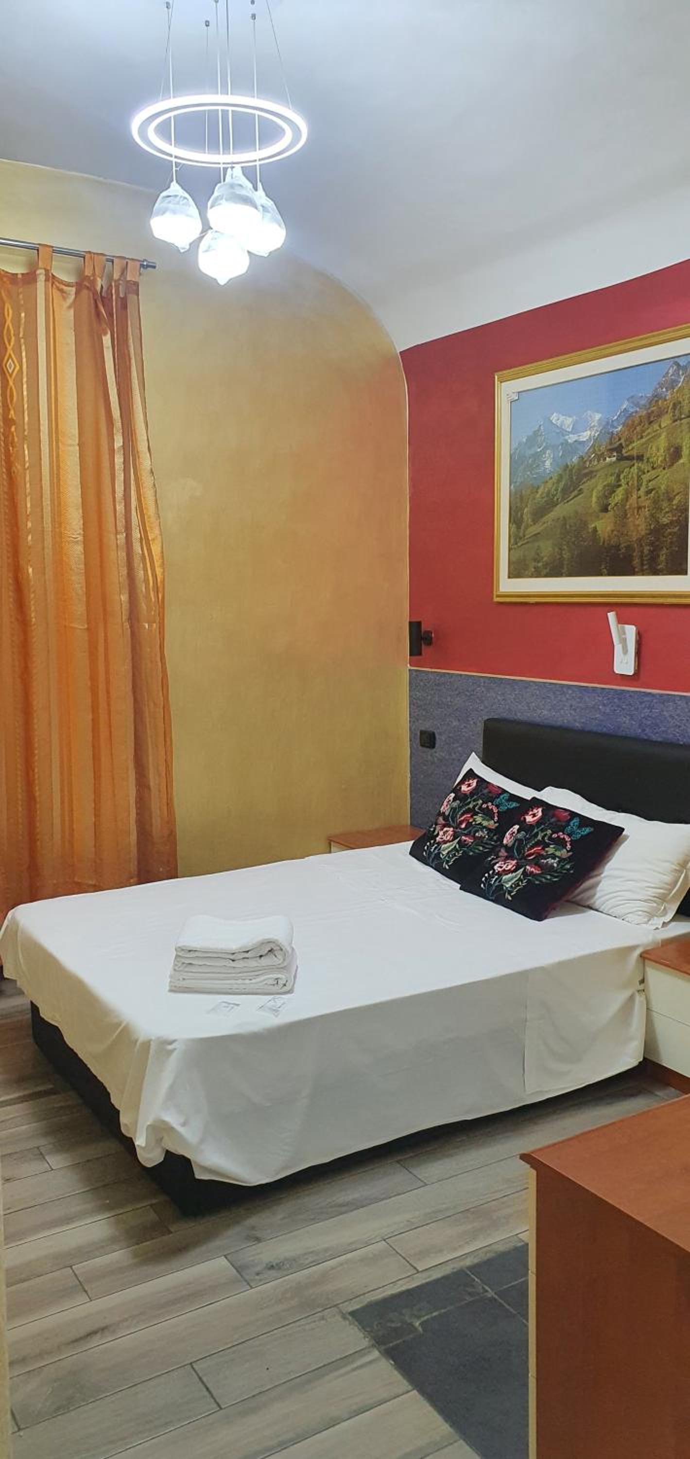 Double Room With Private External Bathroom