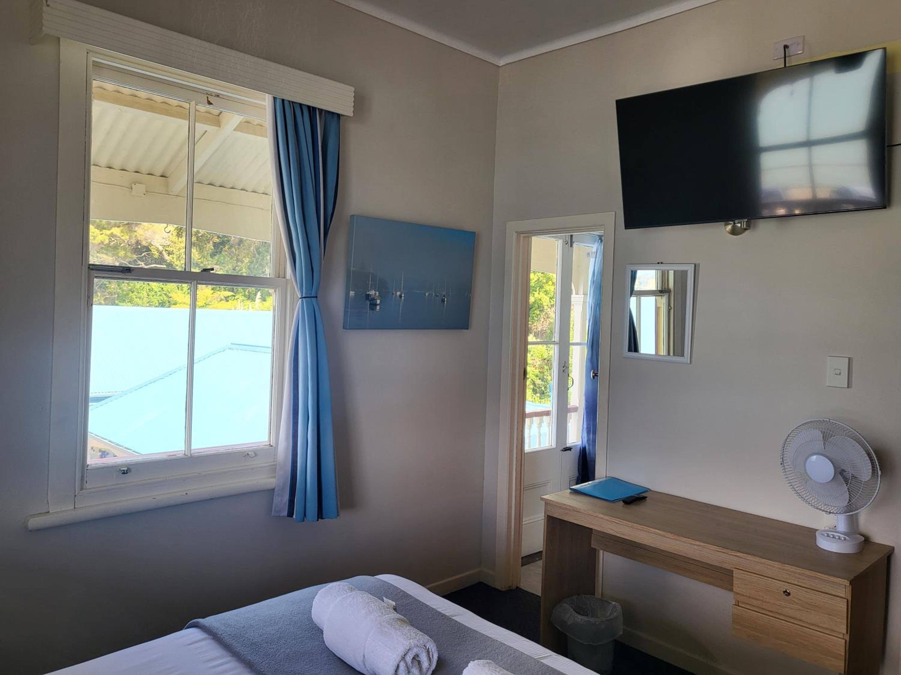 Queen Room with Sea View photo 2