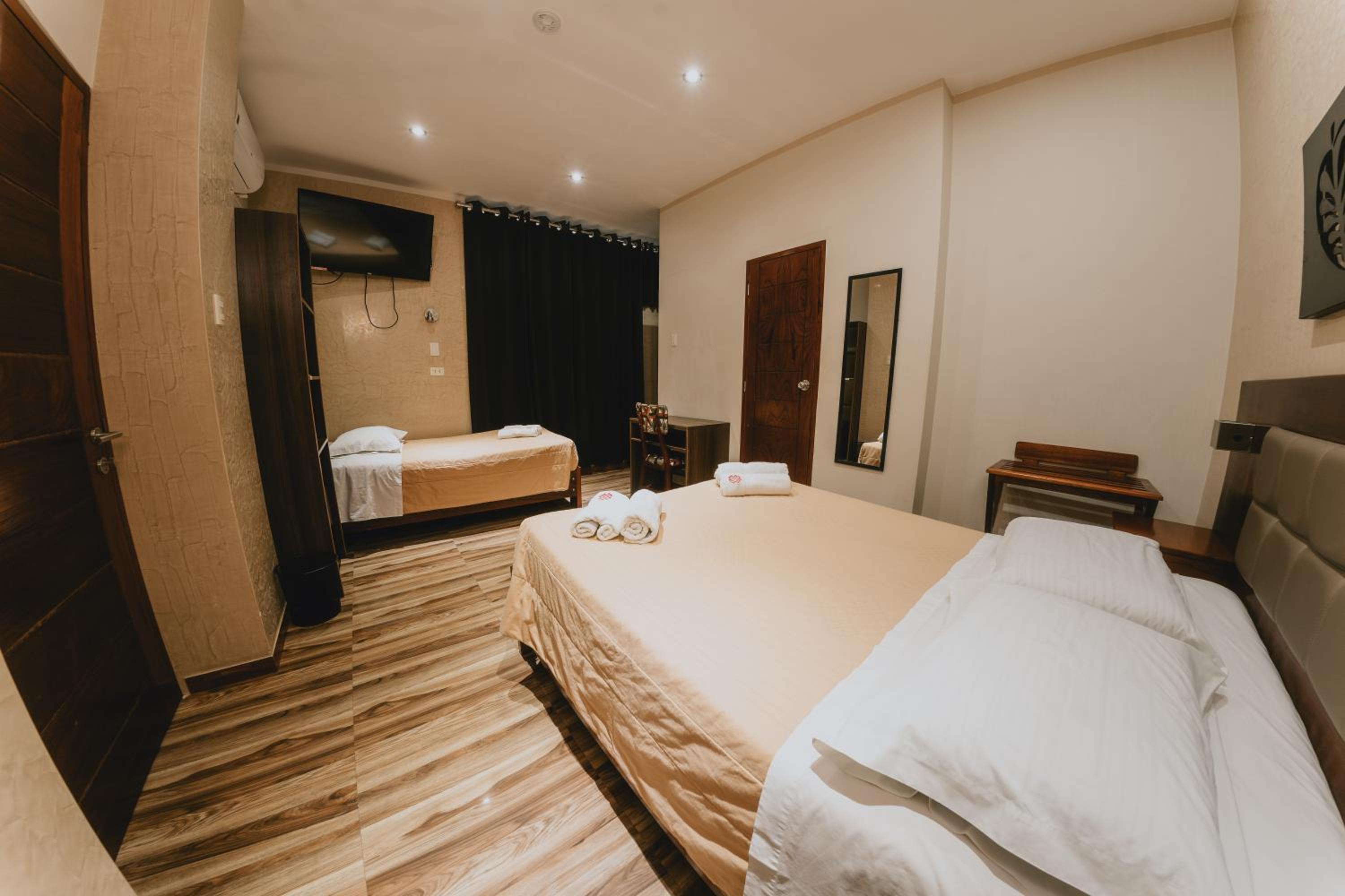 Deluxe Twin Room photo 2